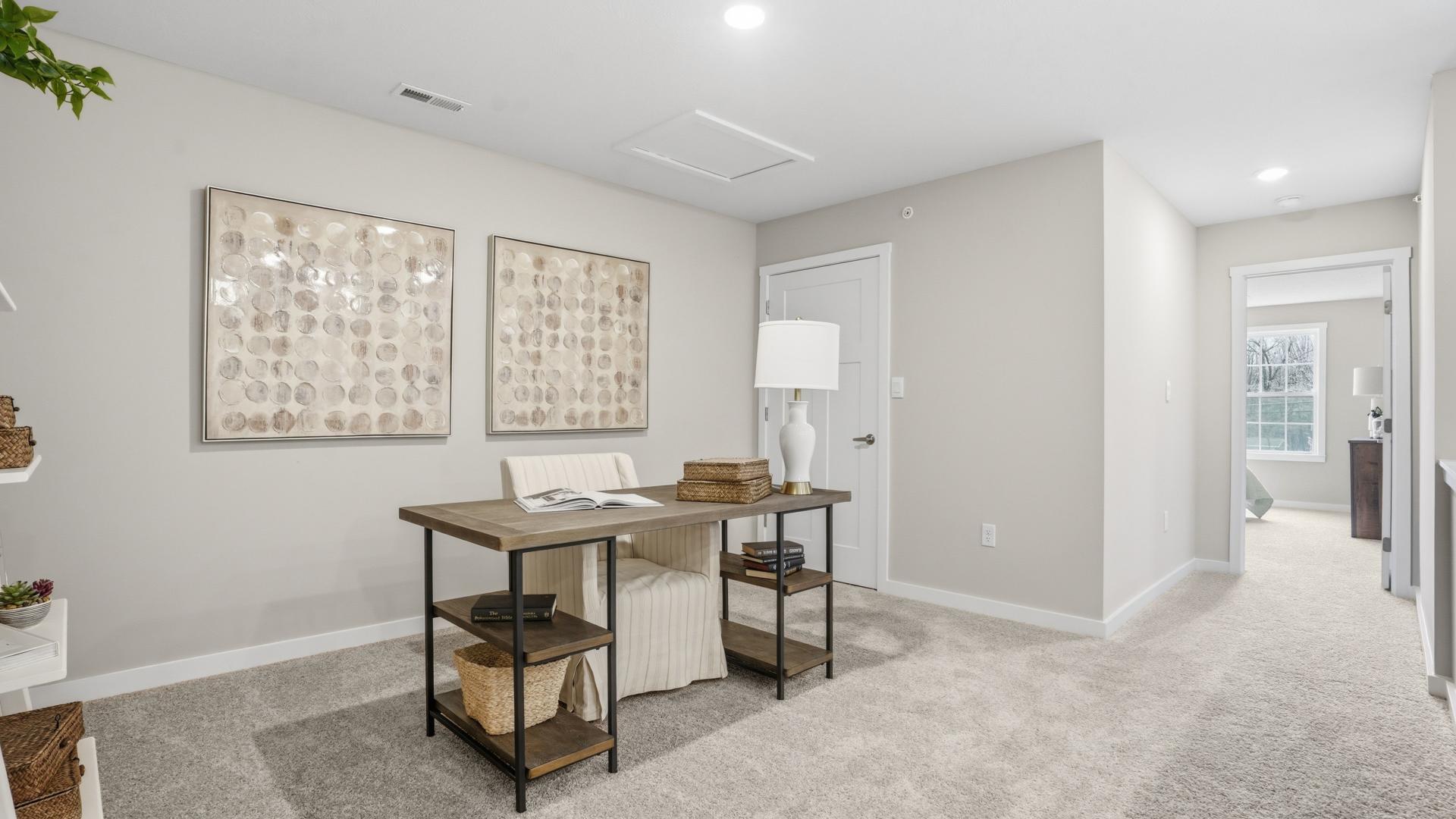 Dedicated flex space for a home office, hobby room, play room, or extra bedroom - you decide!