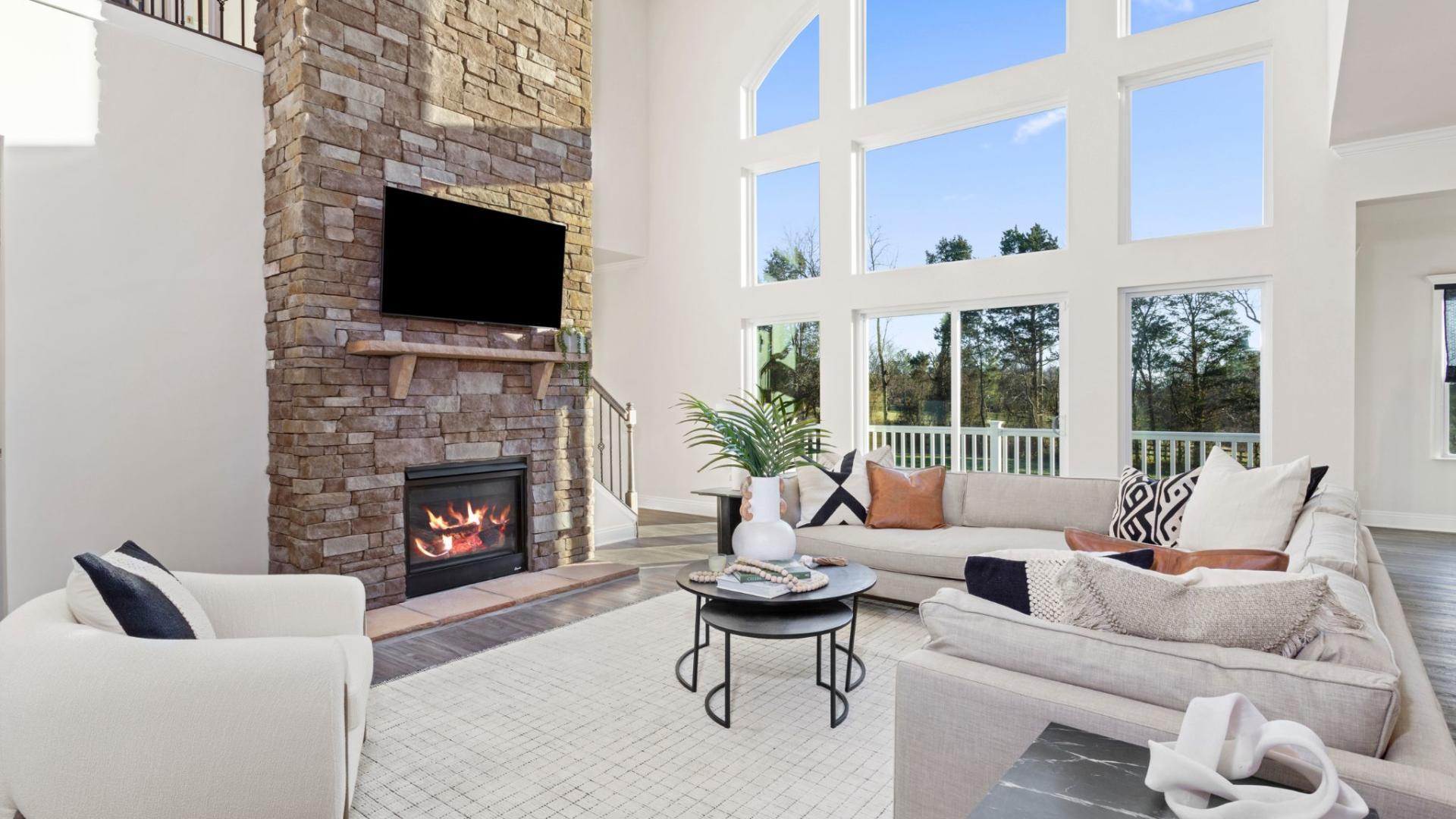 2-story family rooms filled with natural light make the heart of the home your favorite spot.