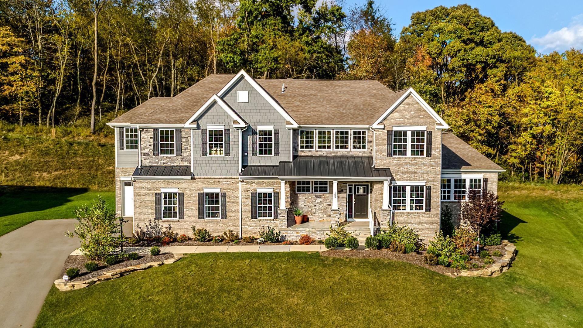 Choose a 3-car garage or even a side sunroom – you’ll have so much space inside and out!