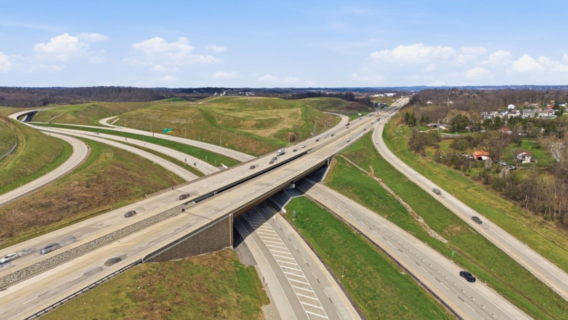 Get to the airport without a traffic light – the Southern Beltway, PA 576 is just across the way.