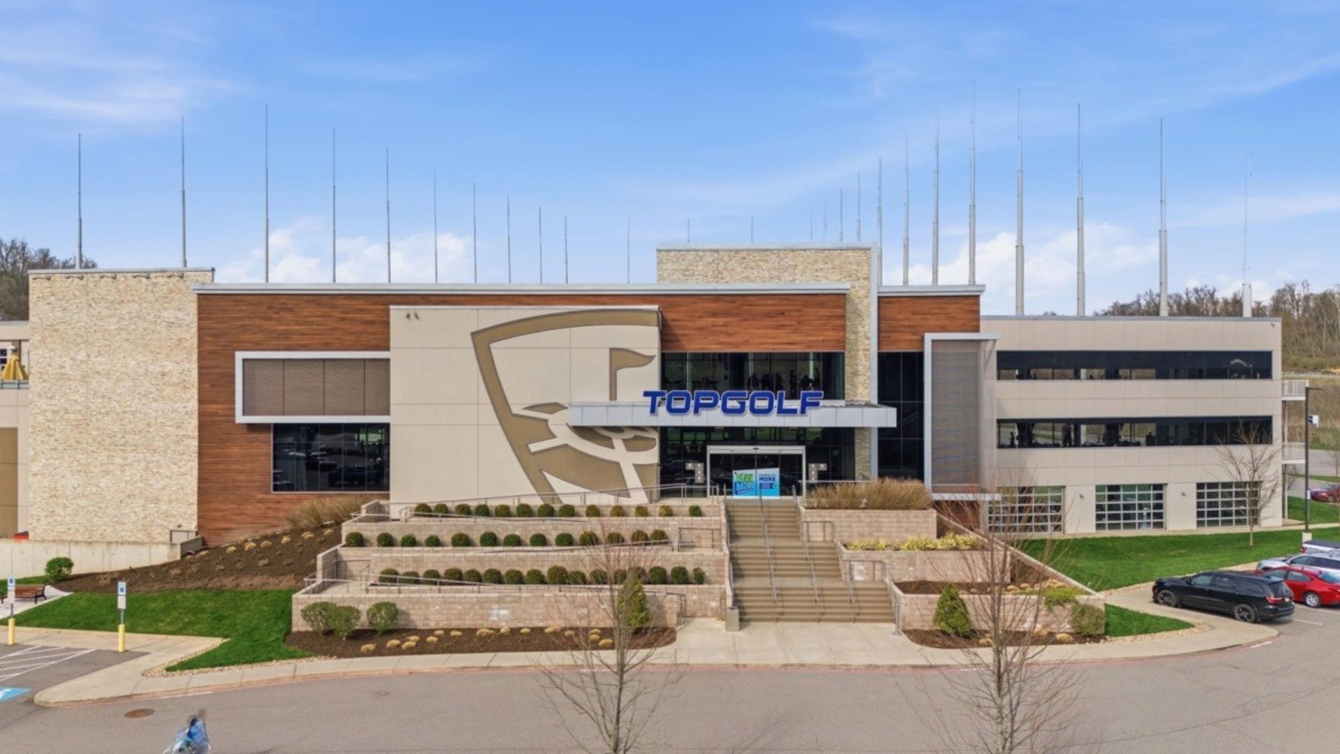 Golfers delight! TopGolf, Southpointe Golf Club, and Quicksilver are all close by.