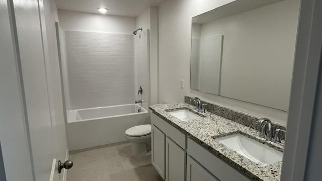 hall bath/double sinks
