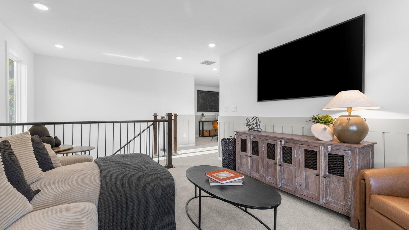 Flex space for room to study, a home office, gamer's corner, or hobby room, you decide!