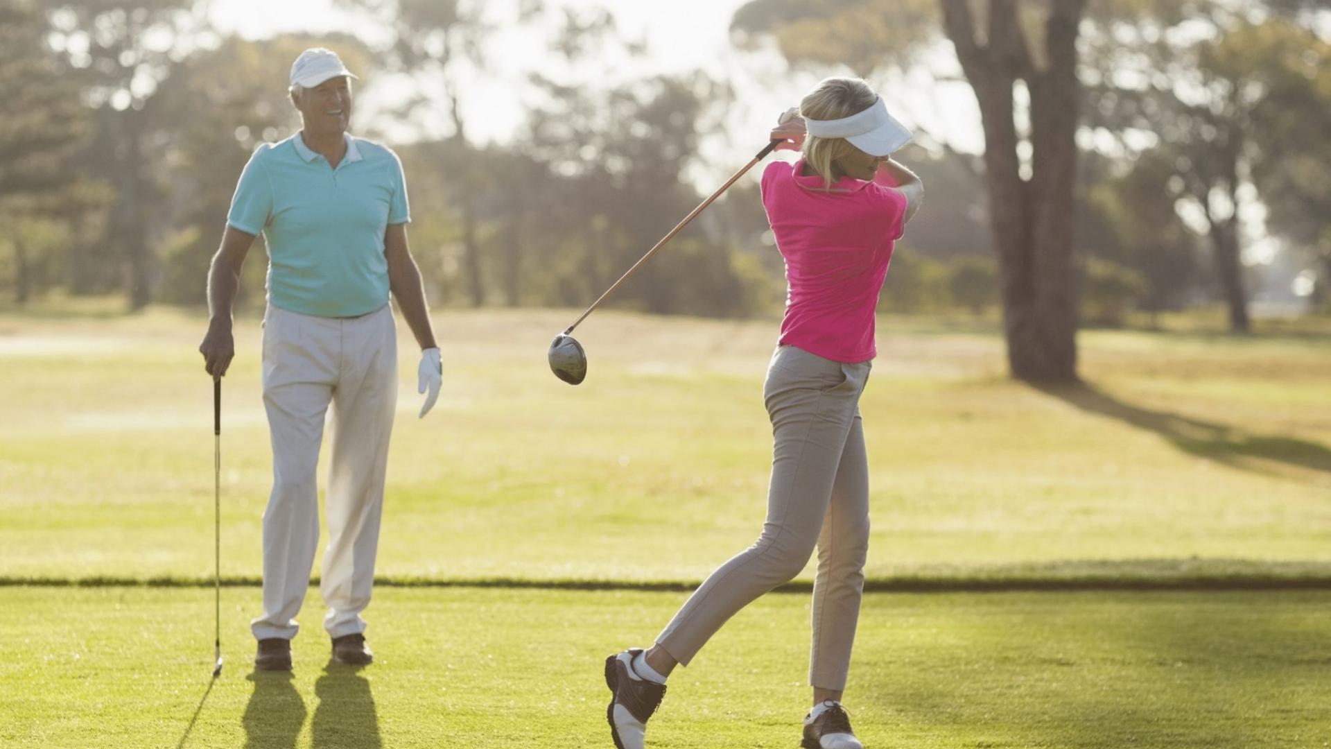 Tee off in minutes: 6 premier golf courses are located within a 6-mile drive!