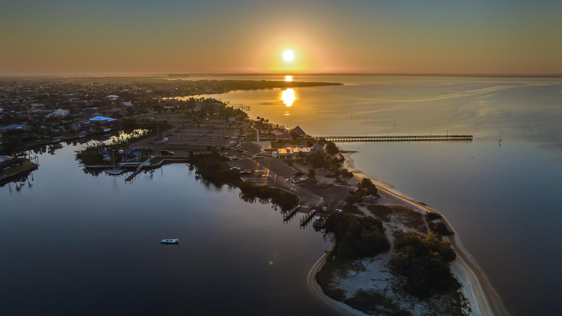 Port Charlotte is in a prime Florida Gulf Coast location, nestled along the Peace River and Charlotte Harbor.