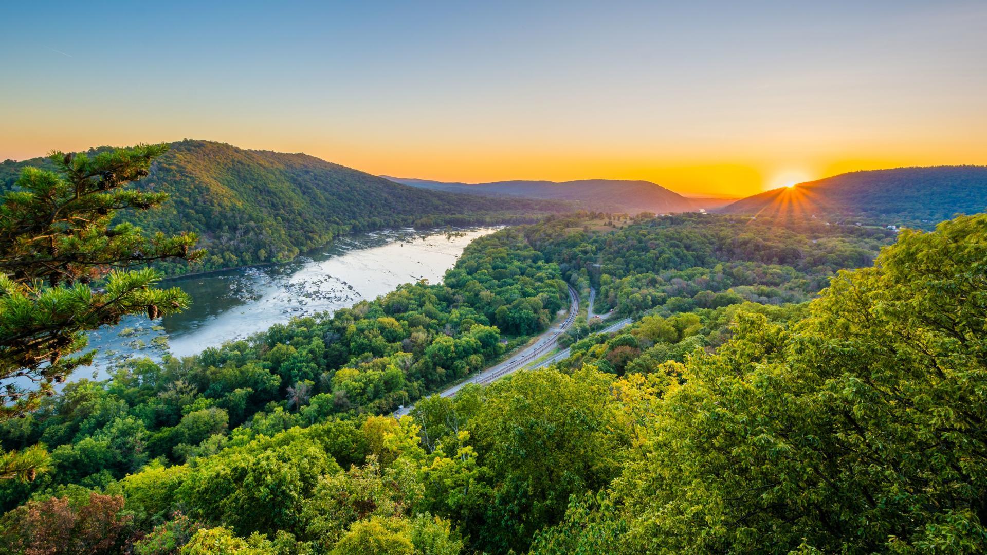 Enjoy the Northern Virginia lifestyle, with the low-cost living of West Virginia.