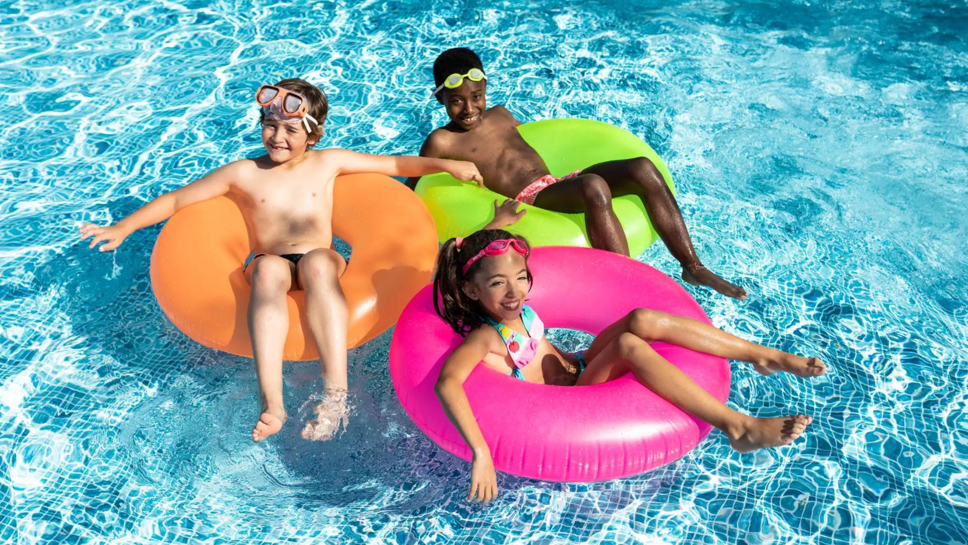 Canal Winchester Municipal Pool has a swim club, wading pool, diving board, slides and more!