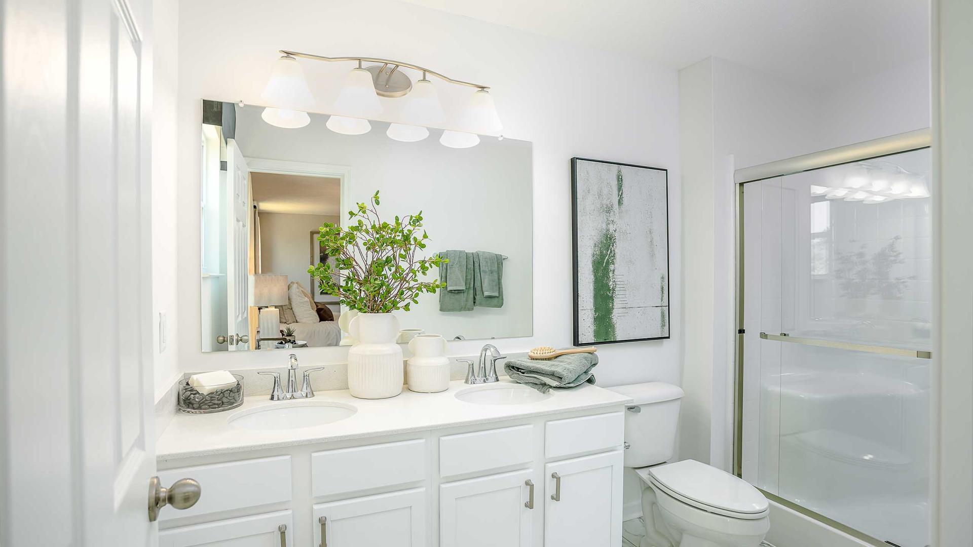 2 bathrooms ensures privacy and space in your home.