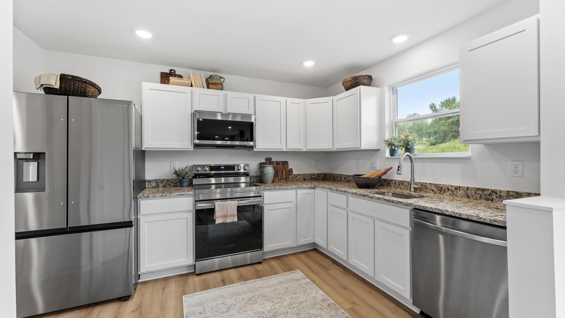 Stainless steel appliances, LVP flooring, and more!