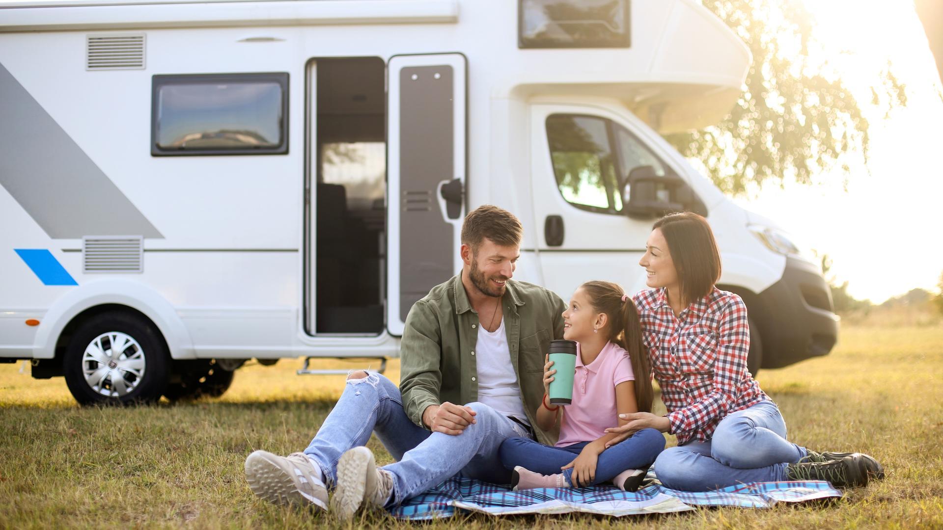 No HOA or CDD, perfect for those needing boat and RV storage.