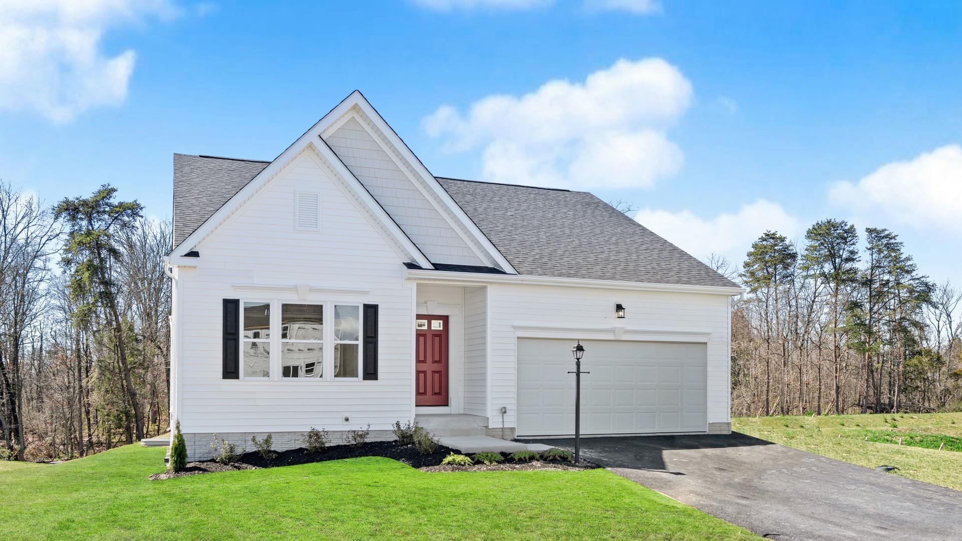 Looking to downsize? Hickory Valley offers homes that fit your lifestyle, without sacrificing space or comfort.