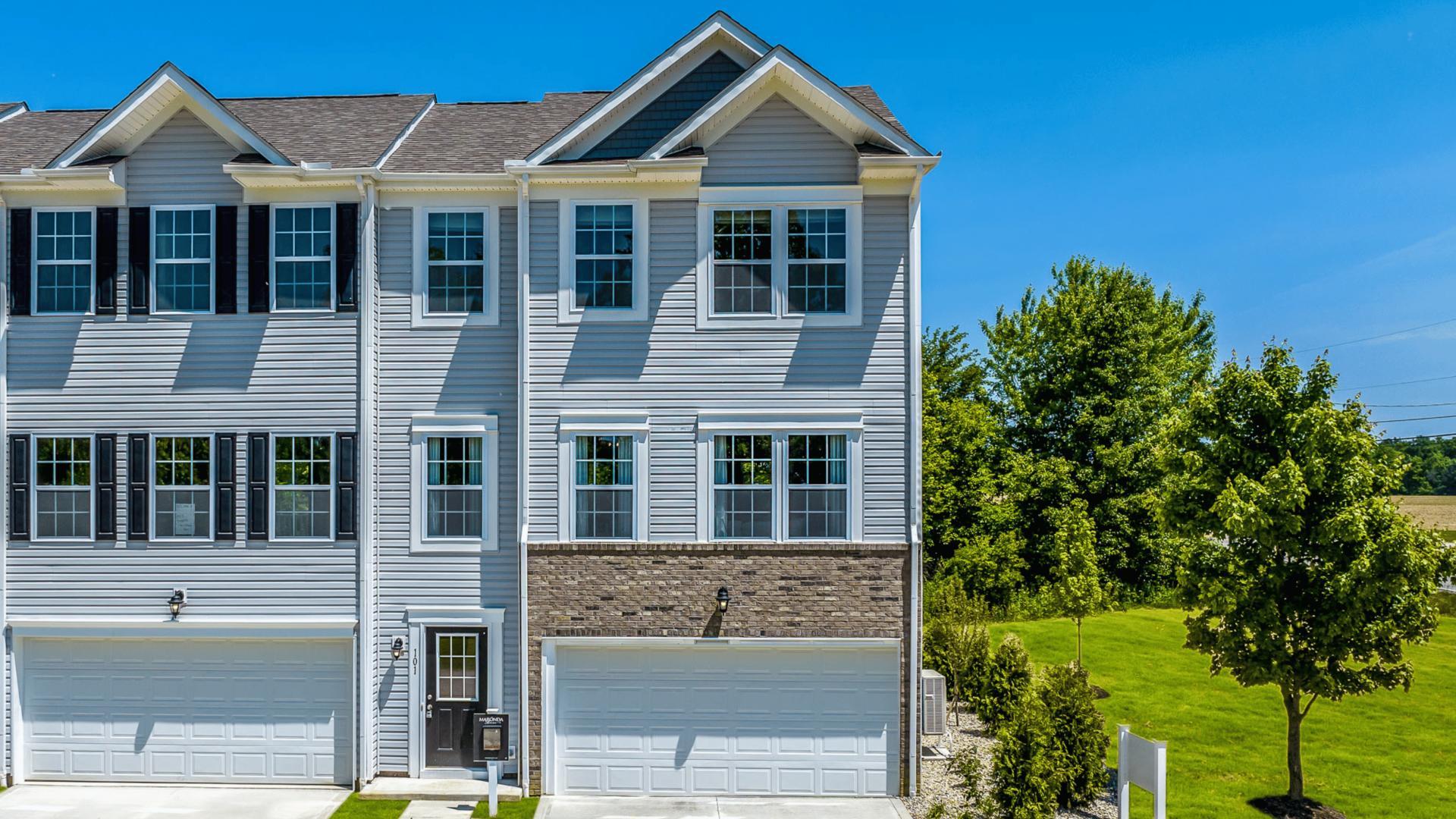 Enjoy a quaint community atmosphere just 8 miles from Downtown Columbus and close to everyday essentials. New homesites now selling!