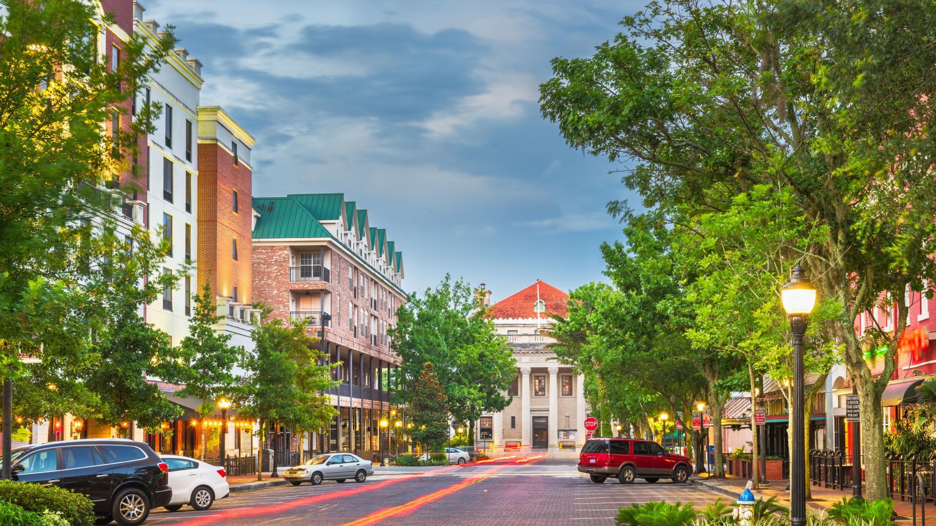 Spend the day exploring all that Gainesville has to offer - just 15 to 20 minutes away!