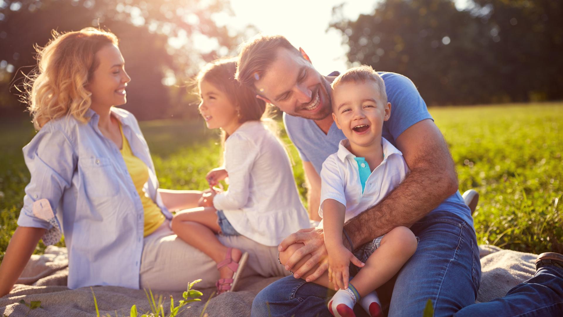 Pack a picnic and head to North Strabane Park to spend the day with the family in nature!