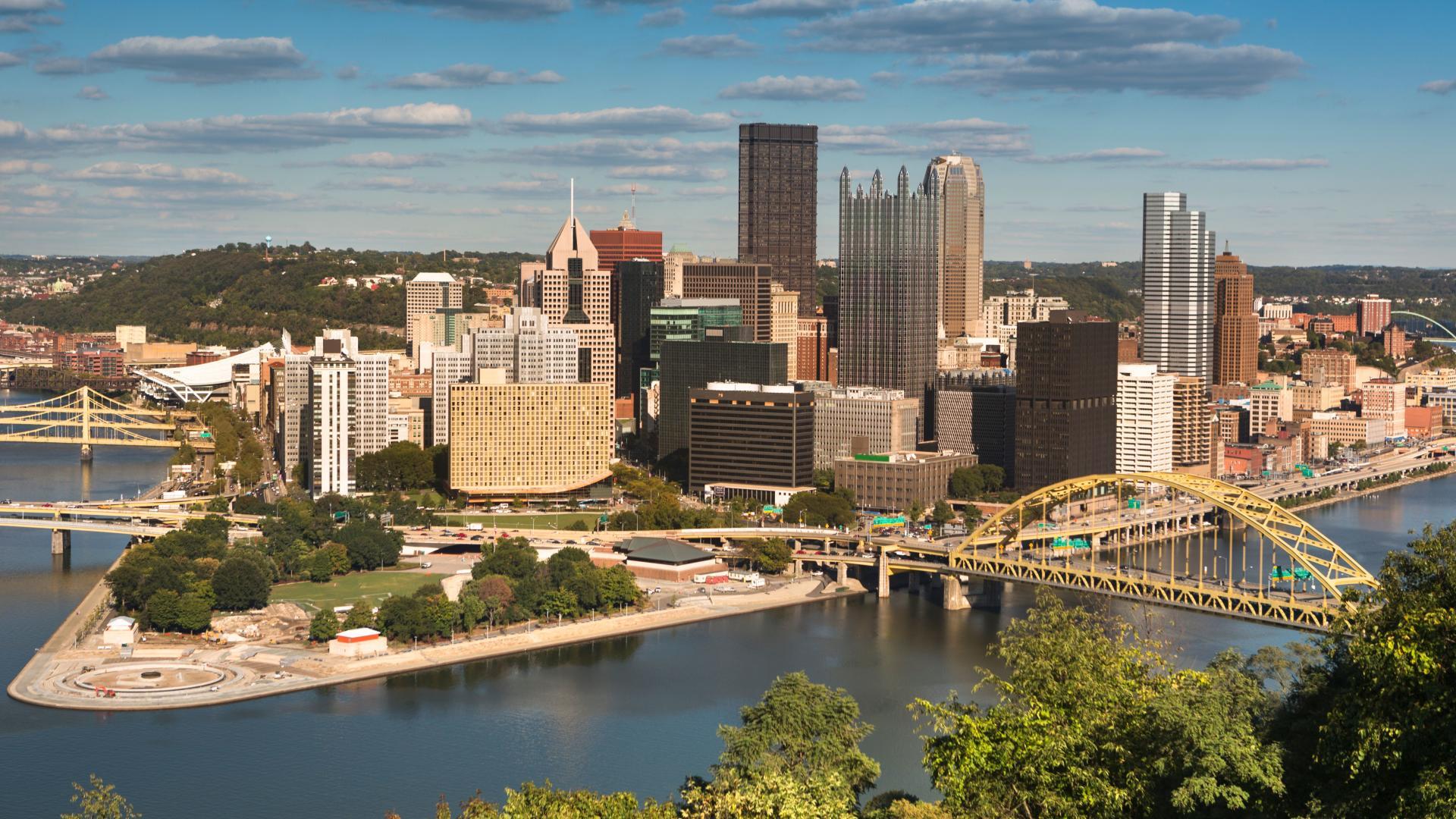 Commute to downtown Pittsburgh in roughly 30 minutes.