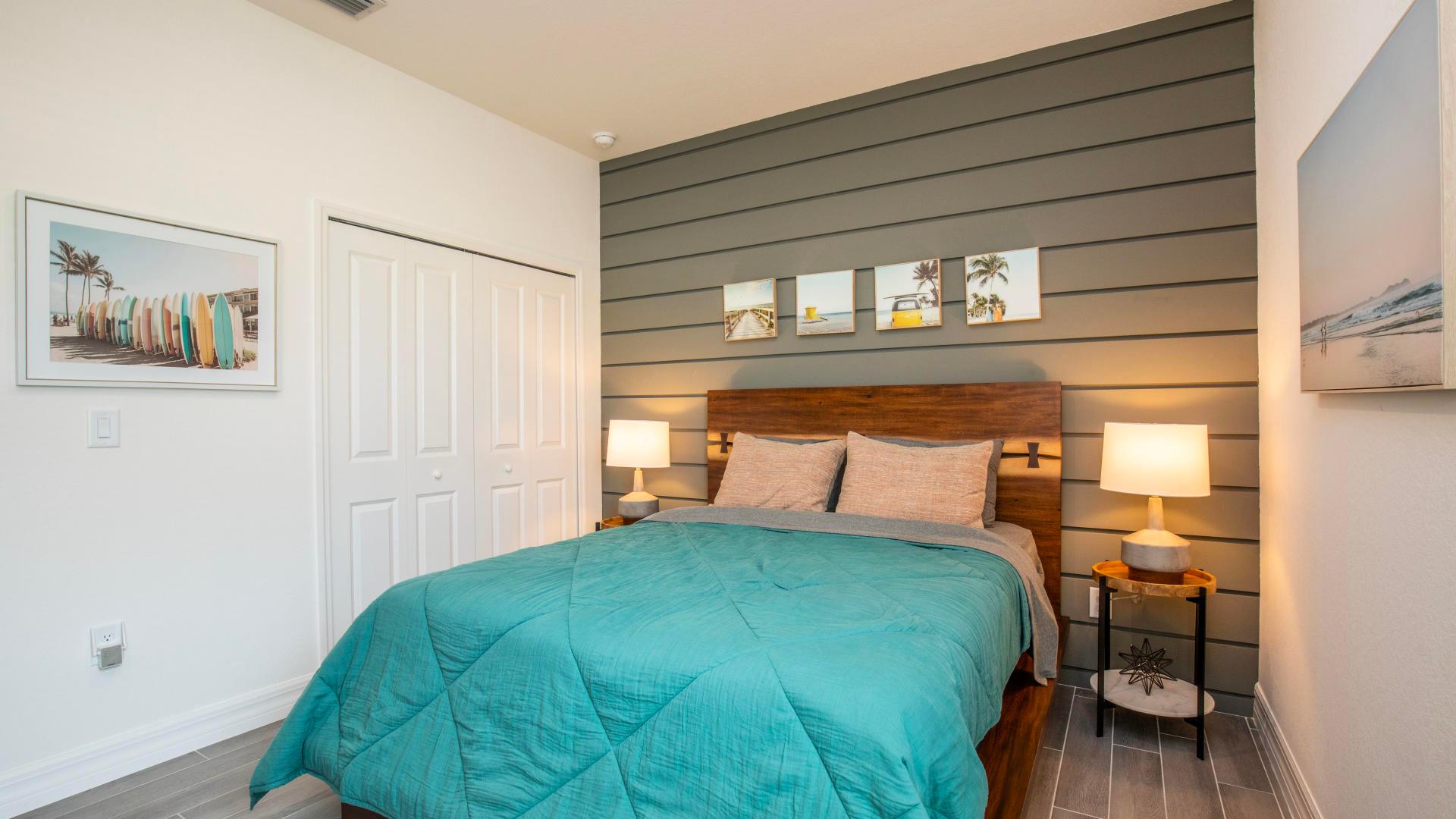 There is plenty of room for everyone at Forest Cove with up to 5 bedrooms.