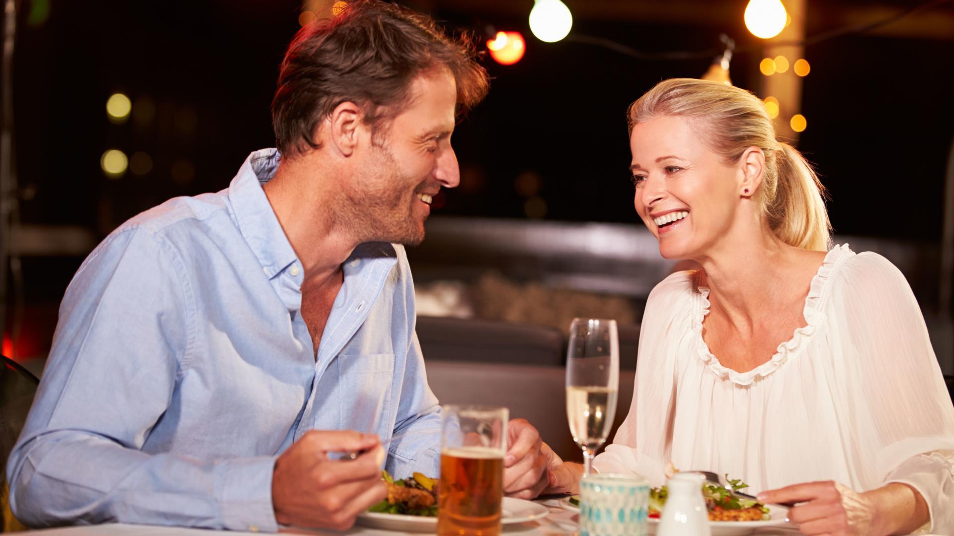 Leesburg and Tavares is close to local favorites like Ski Beach Bar and Grill.