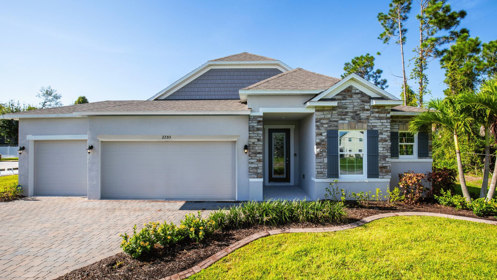 Single-family homes with the best pricing available for new construction homes in Sarasota County.