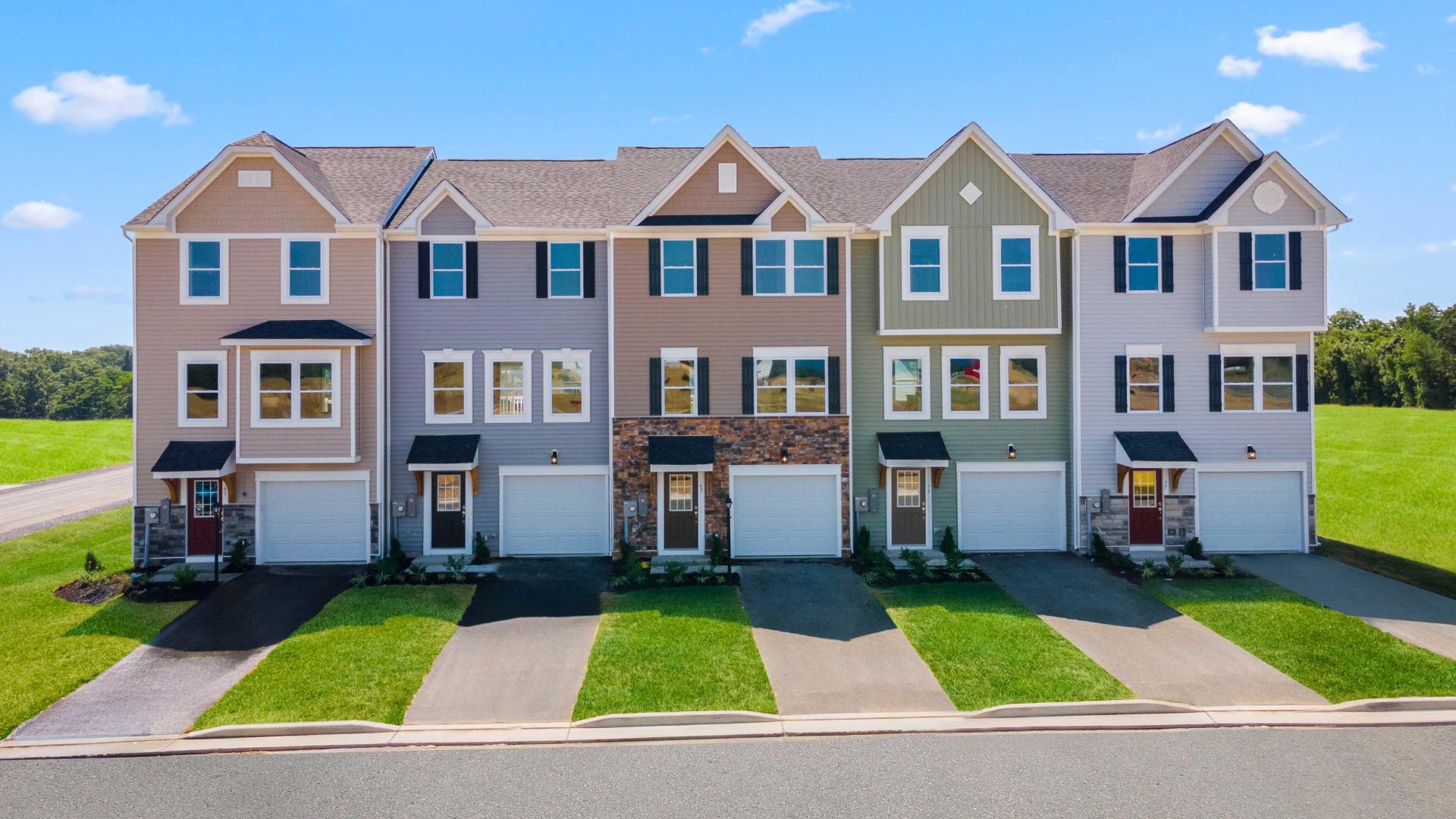 New townhomes now selling in Inwood of Berkeley County, West Virginia!