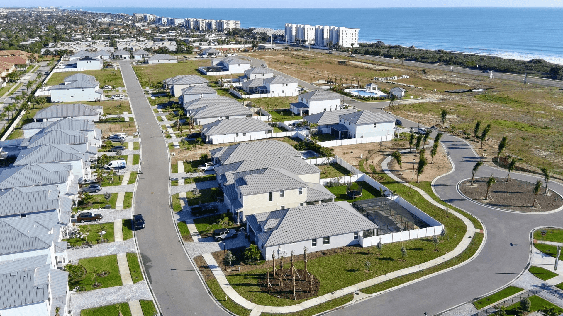 The Vue is the only new home construction community 800' from the beach.