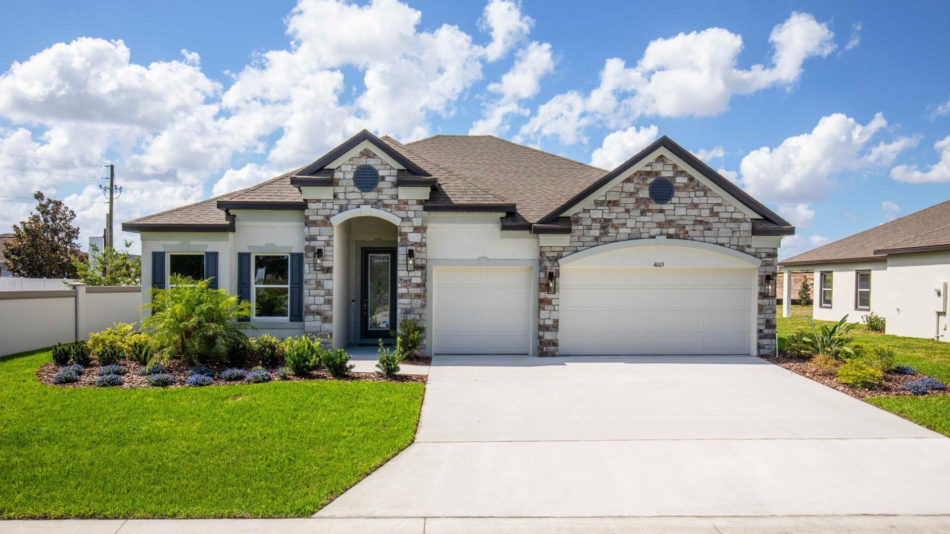Applewood Reserve features spacious homesites with preservation views, and no CDD fees.