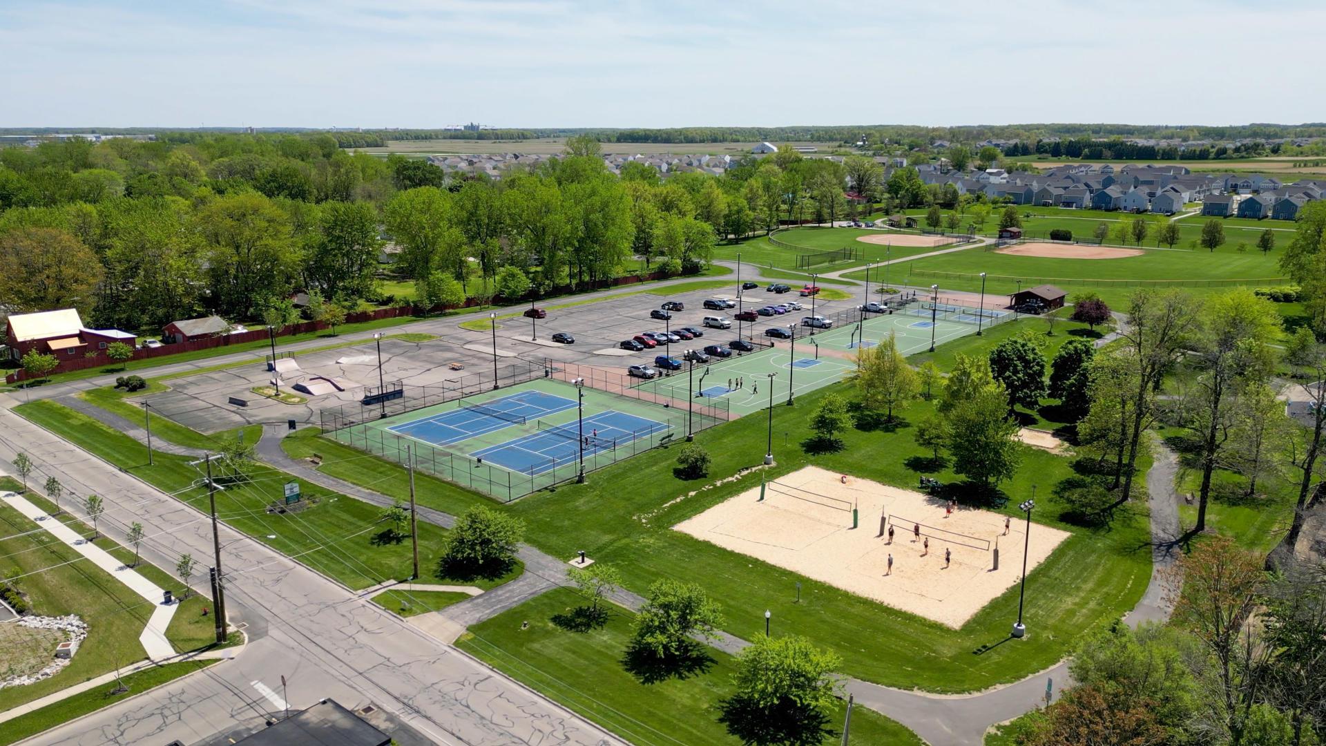 Serve, shoot, and smash—Eljer park brings all your favorite courts together in one spot!l