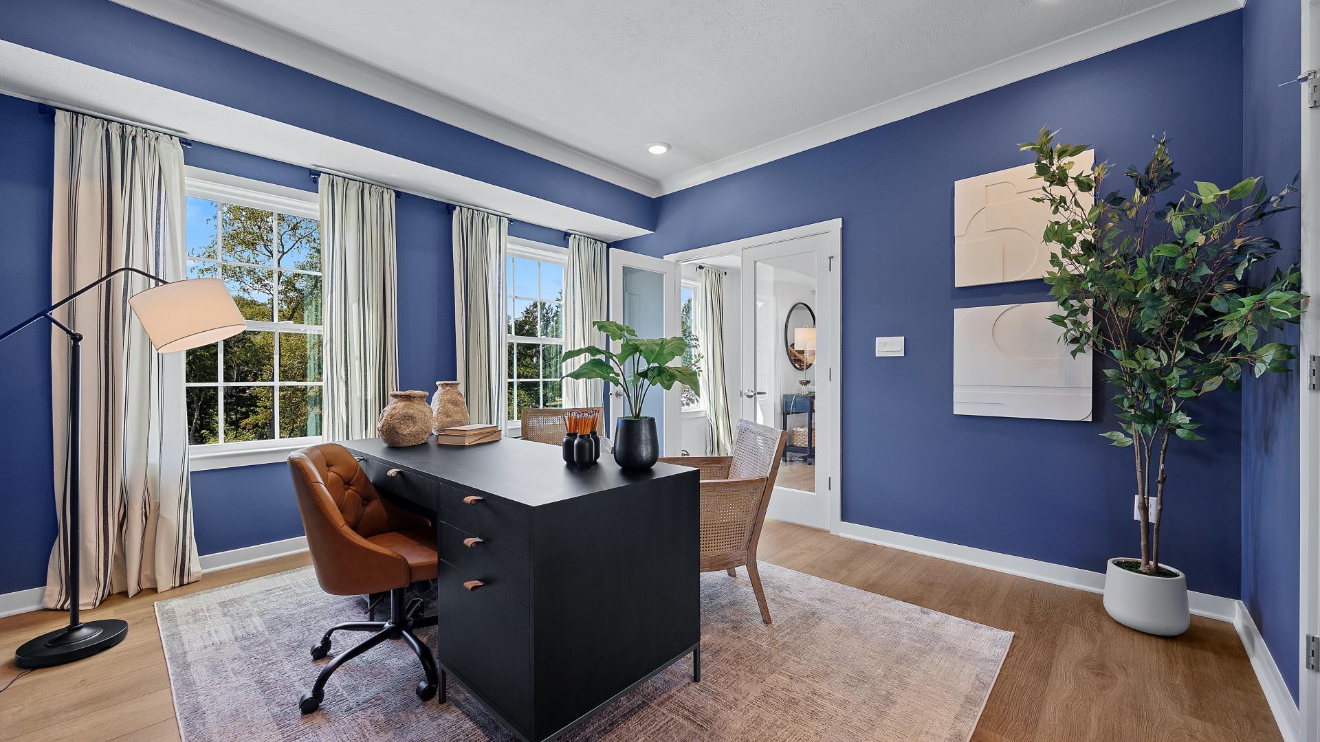 Use the built-in flex space as a home office, playroom—endless possibilities for every family!