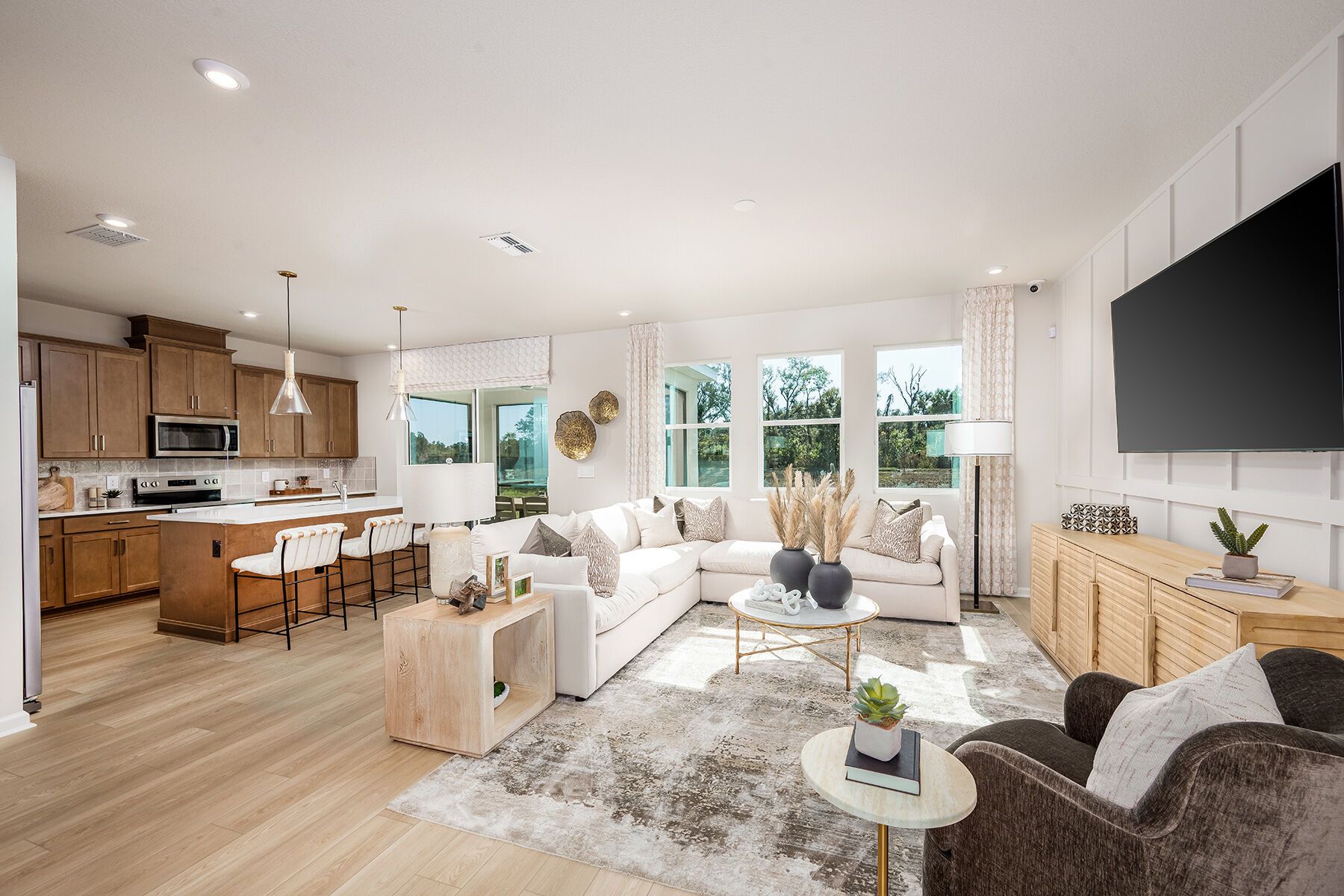 Airy Great Rooms