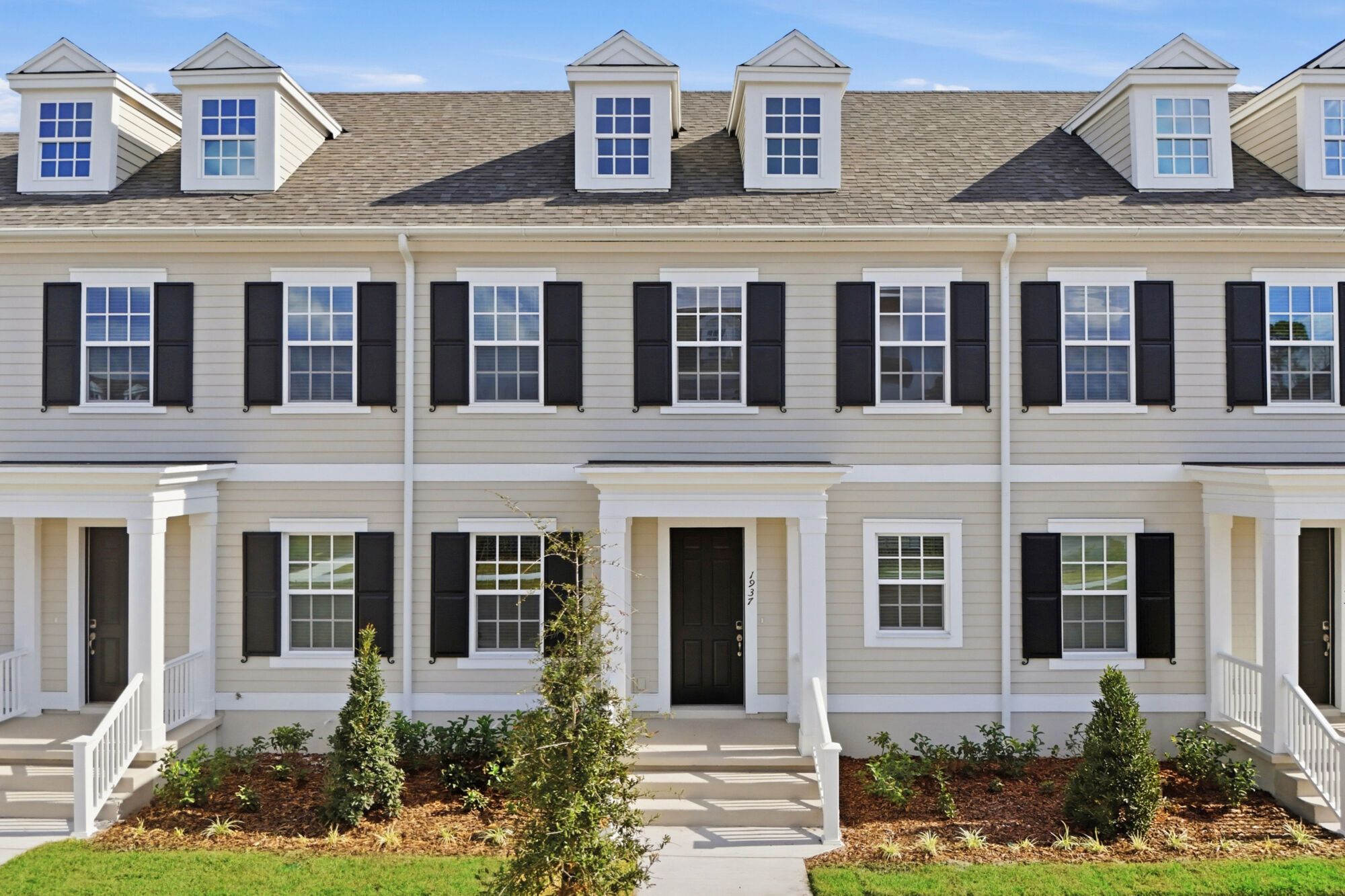 1937 Seawall Way (Amelia)