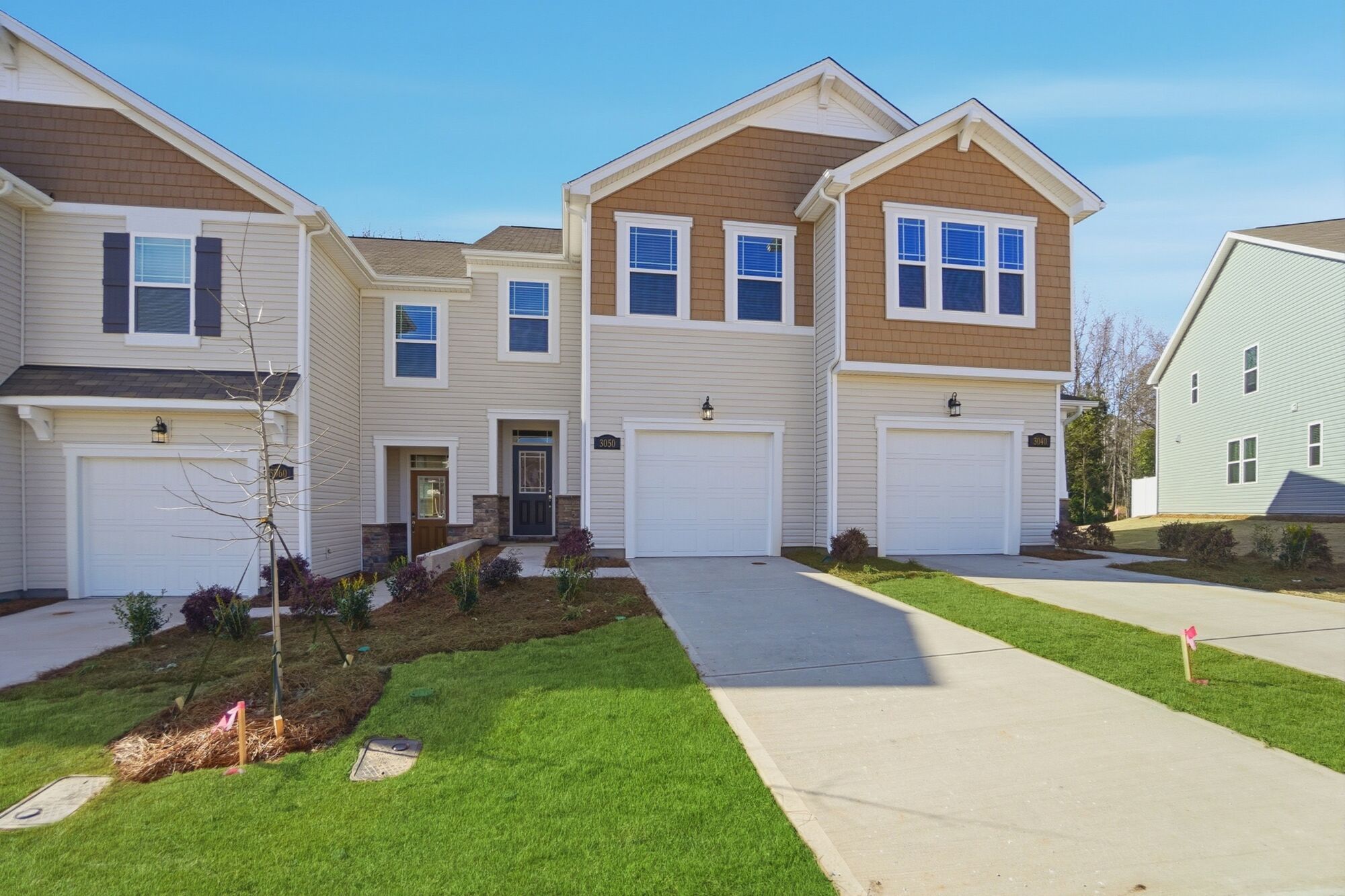 3050 Big Bend Drive (Adriana)