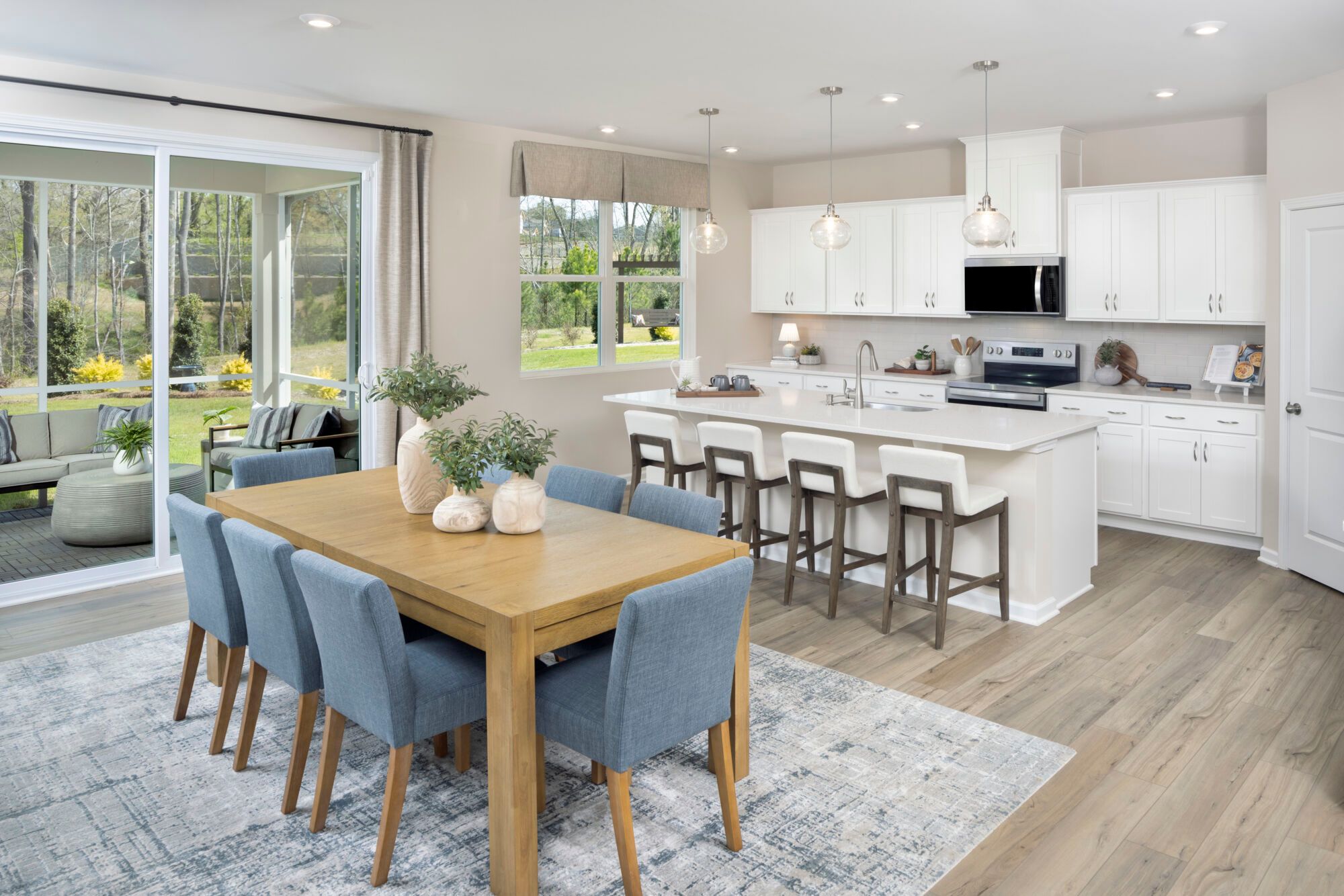 Sequoia Model dining