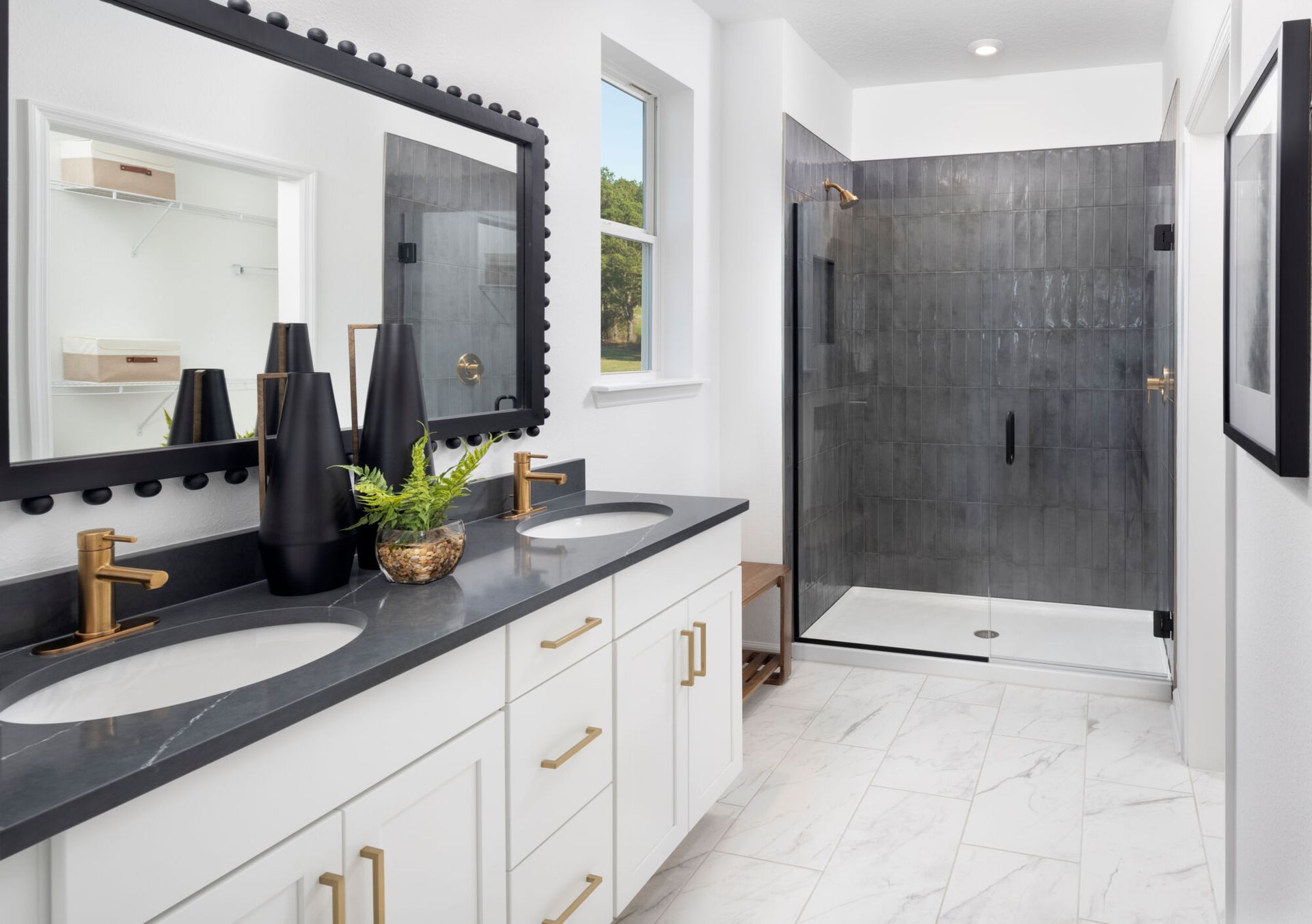 Arcadia Model Owner's Bath