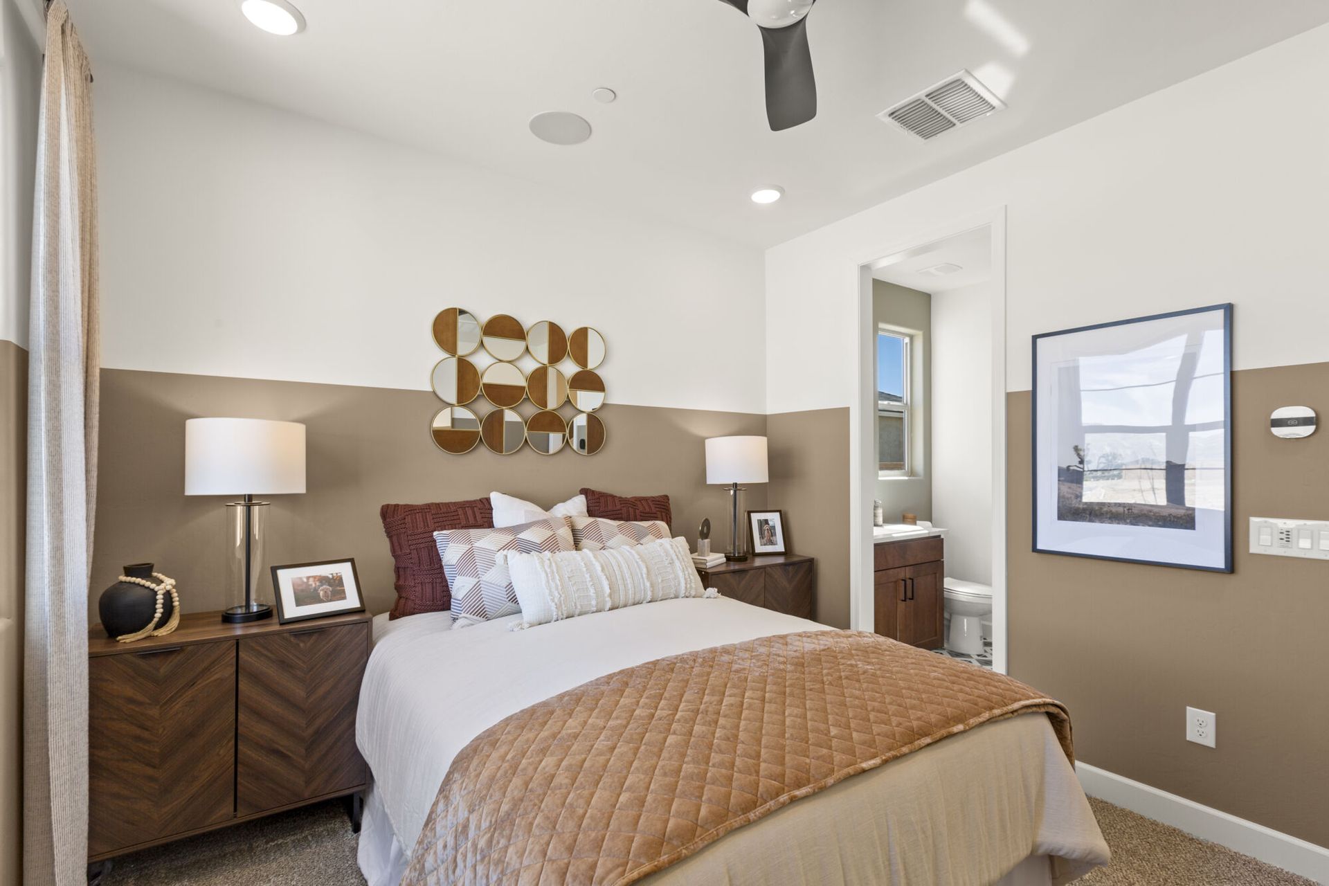 Cantabria Mercury Model - Guest Bedroom