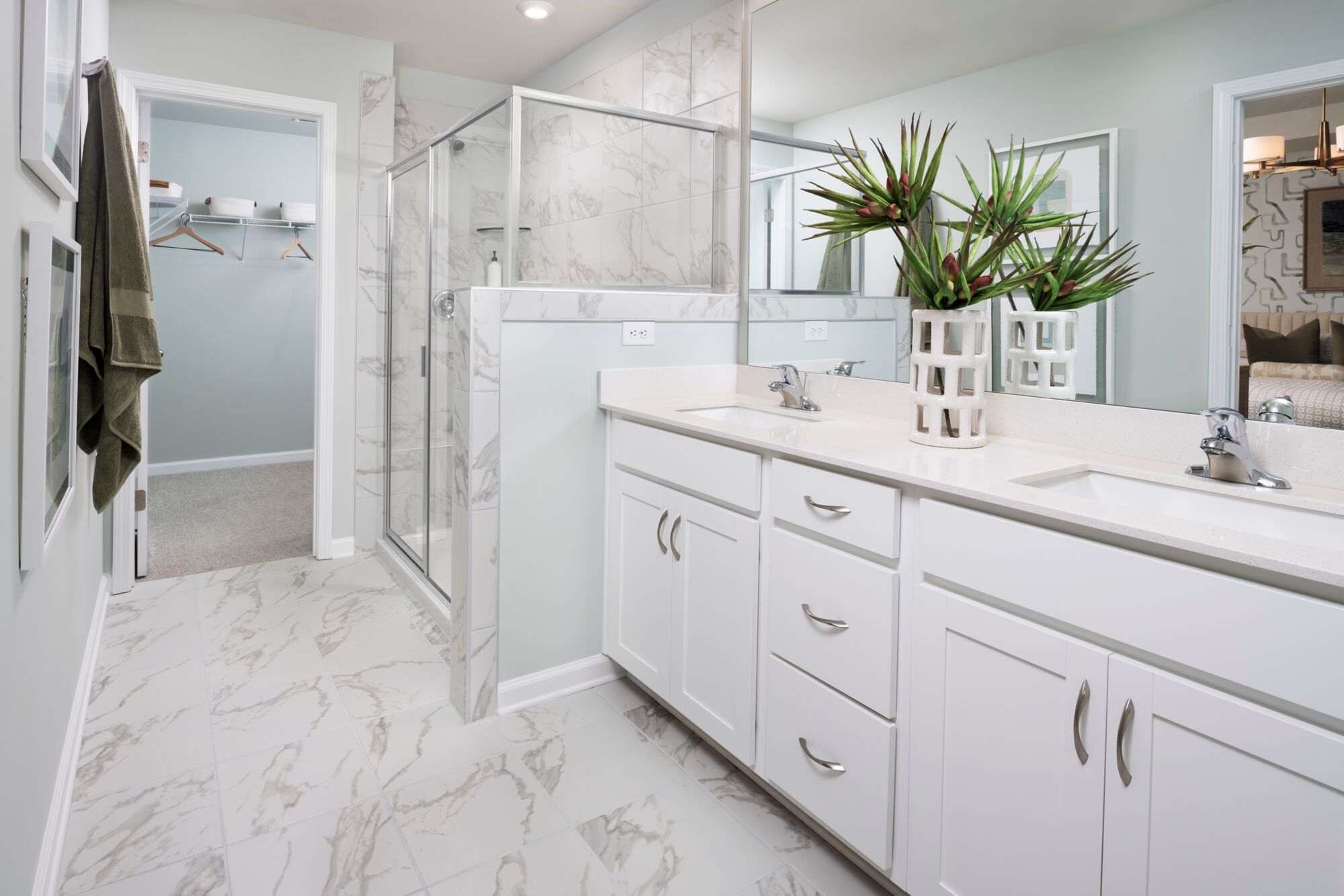 Aurora Model private full primary bath