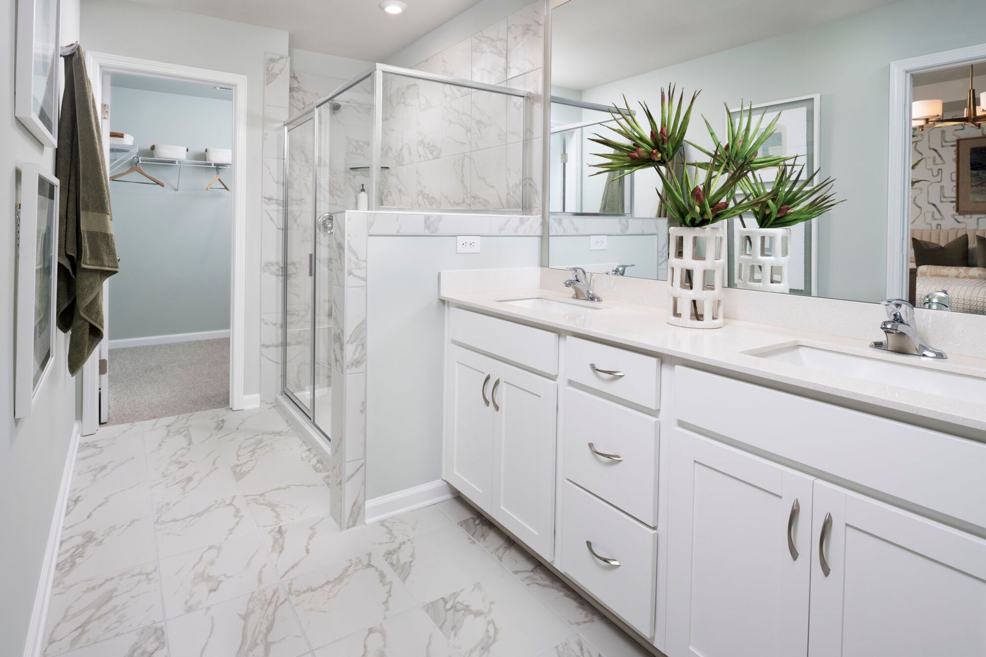Aurora Model private full primary bath