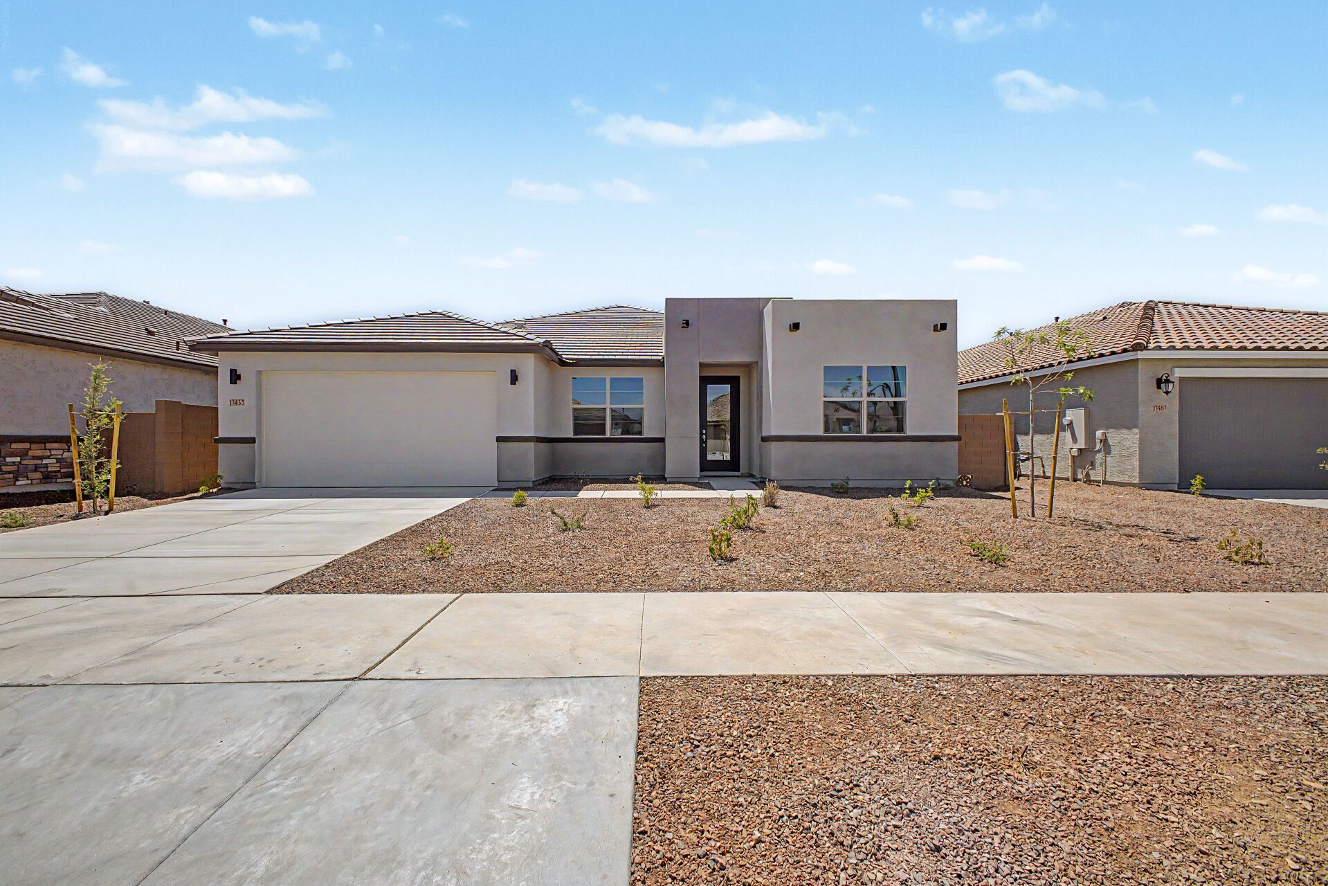 17453 W Saguaro Vista Dr