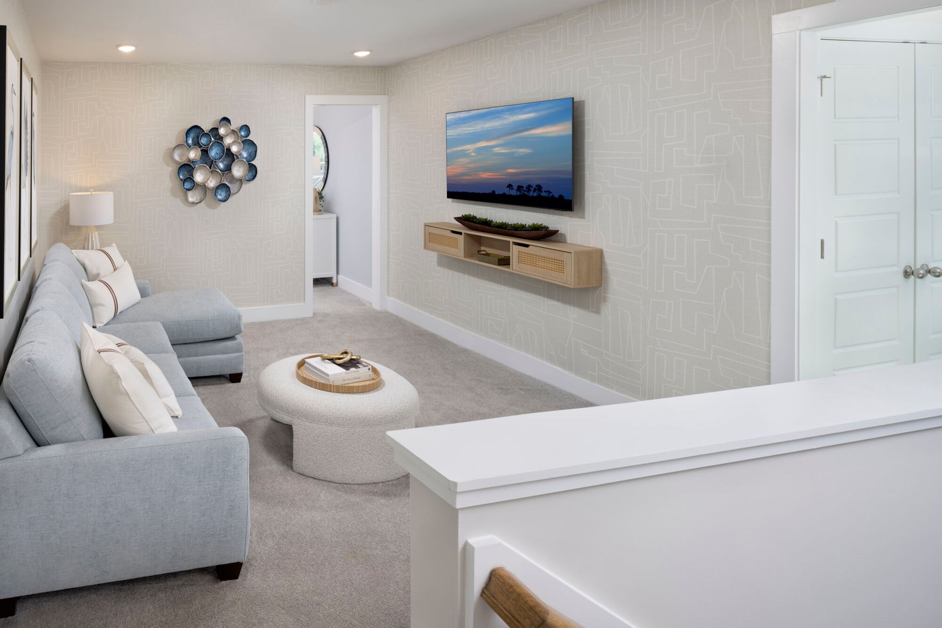 Photo representation of the Aurora floorplan