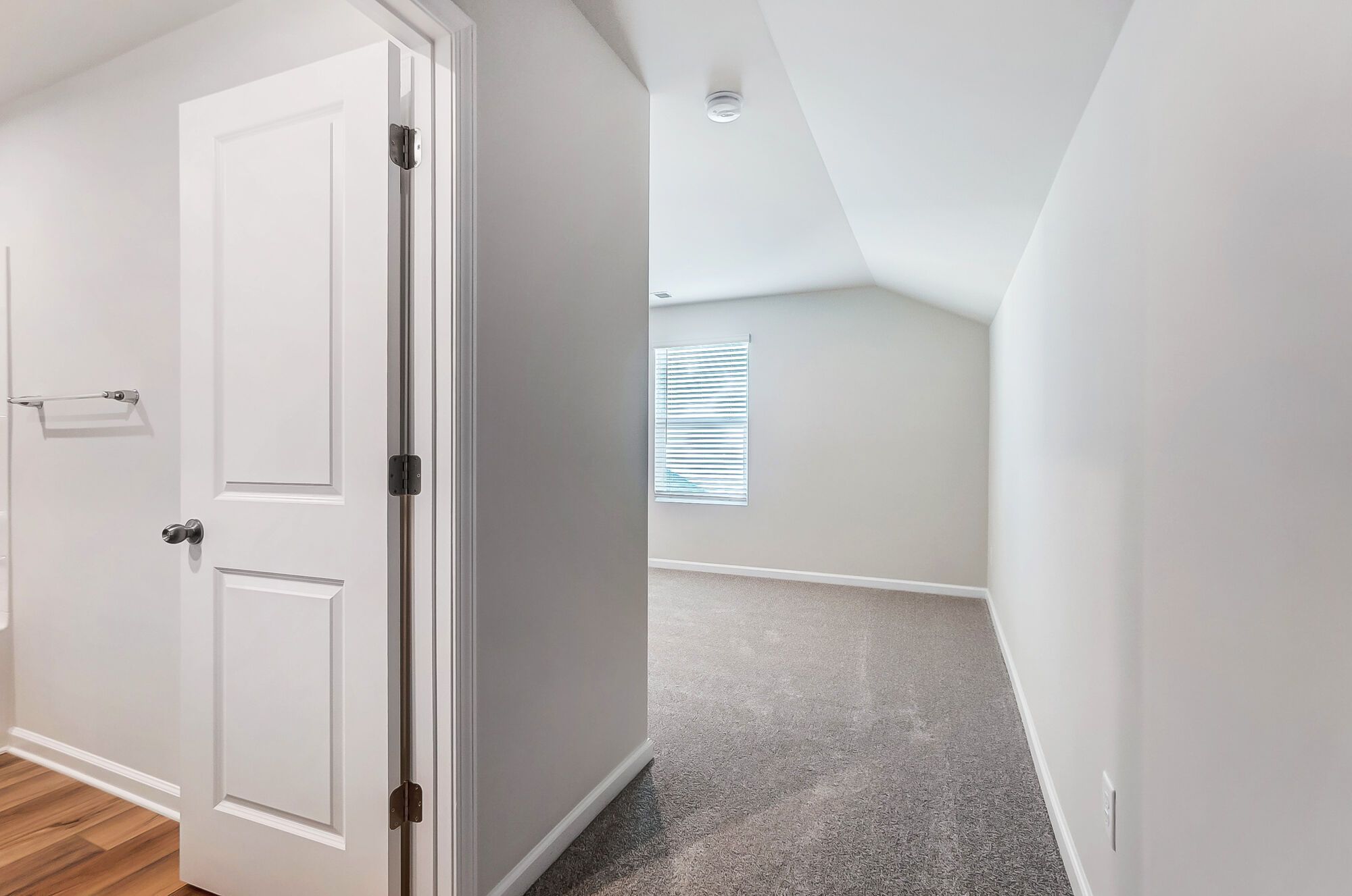 Photo representation of the Avalon plan. Colors, finishes and options will vary.