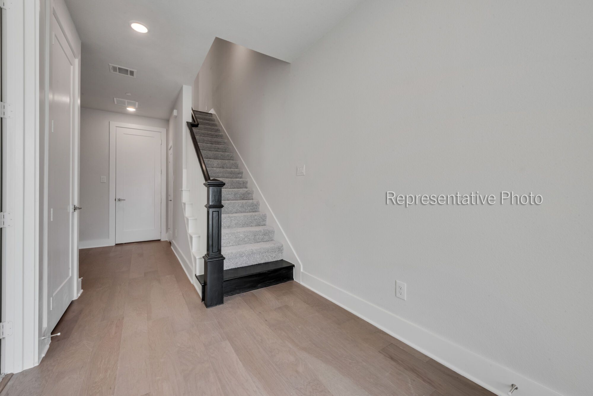 Photo representation of the Aberdeen floorplan. Colors, finishes and options will vary.