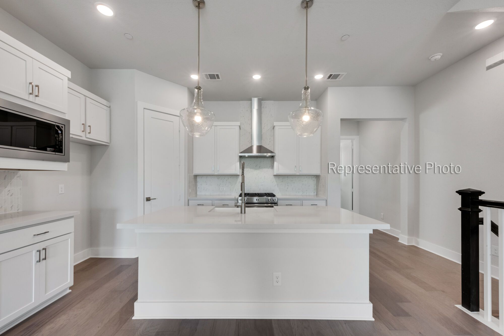 Photo representation of the Aberdeen floorplan. Colors, finishes and options will vary.