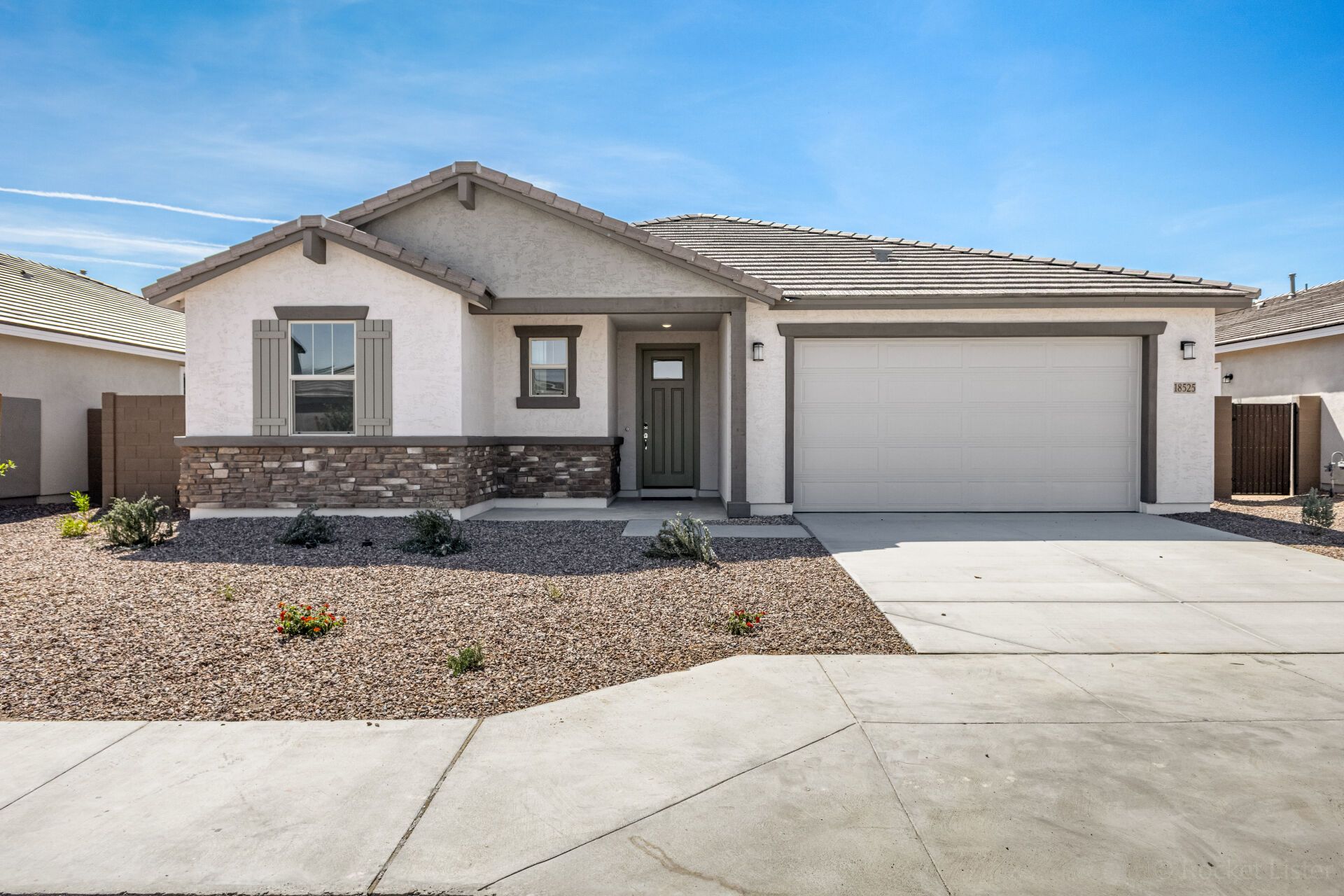 18525 W Tohono Dr
