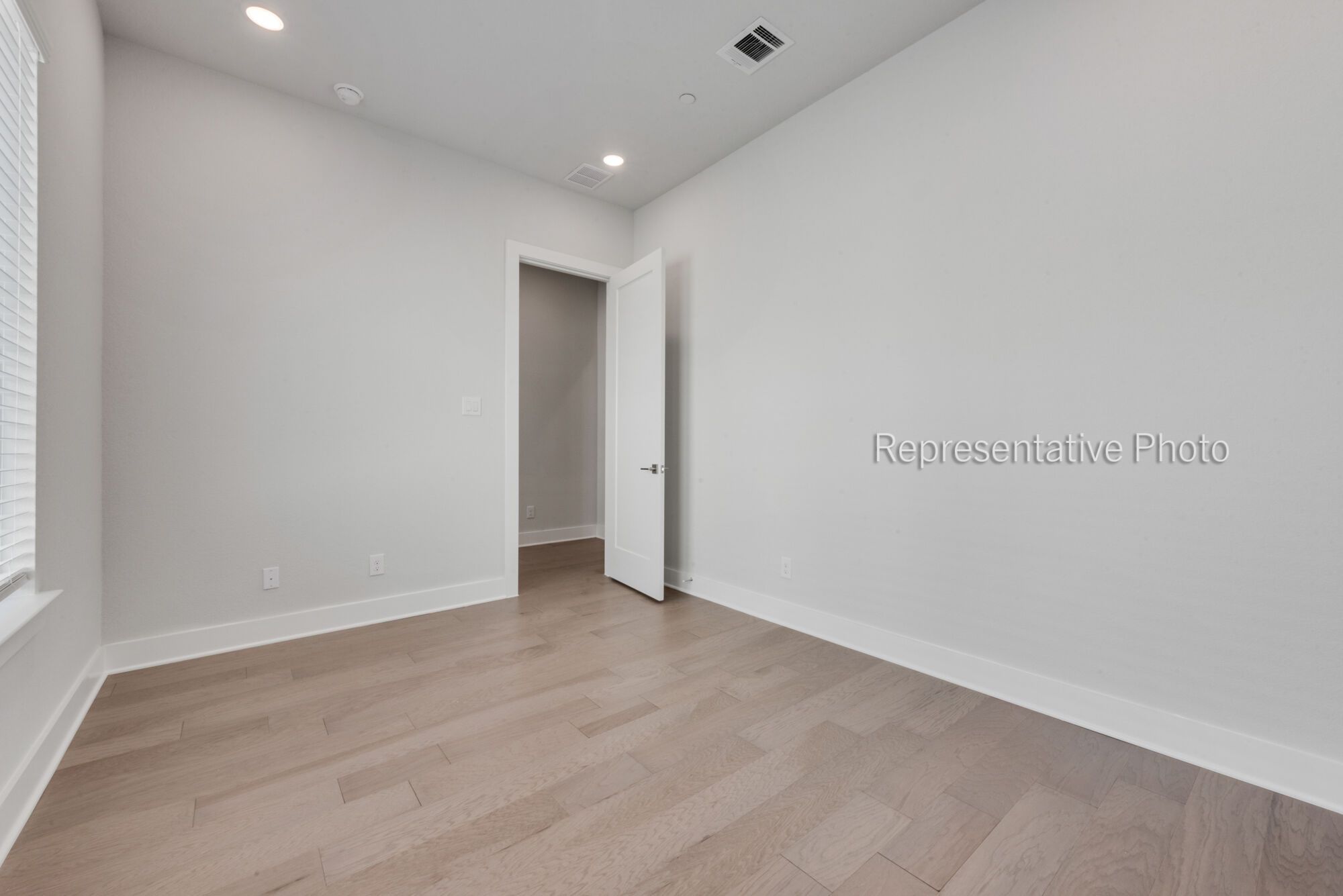 Photo representation of the Aberdeen floorplan. Colors, finishes and options will vary.