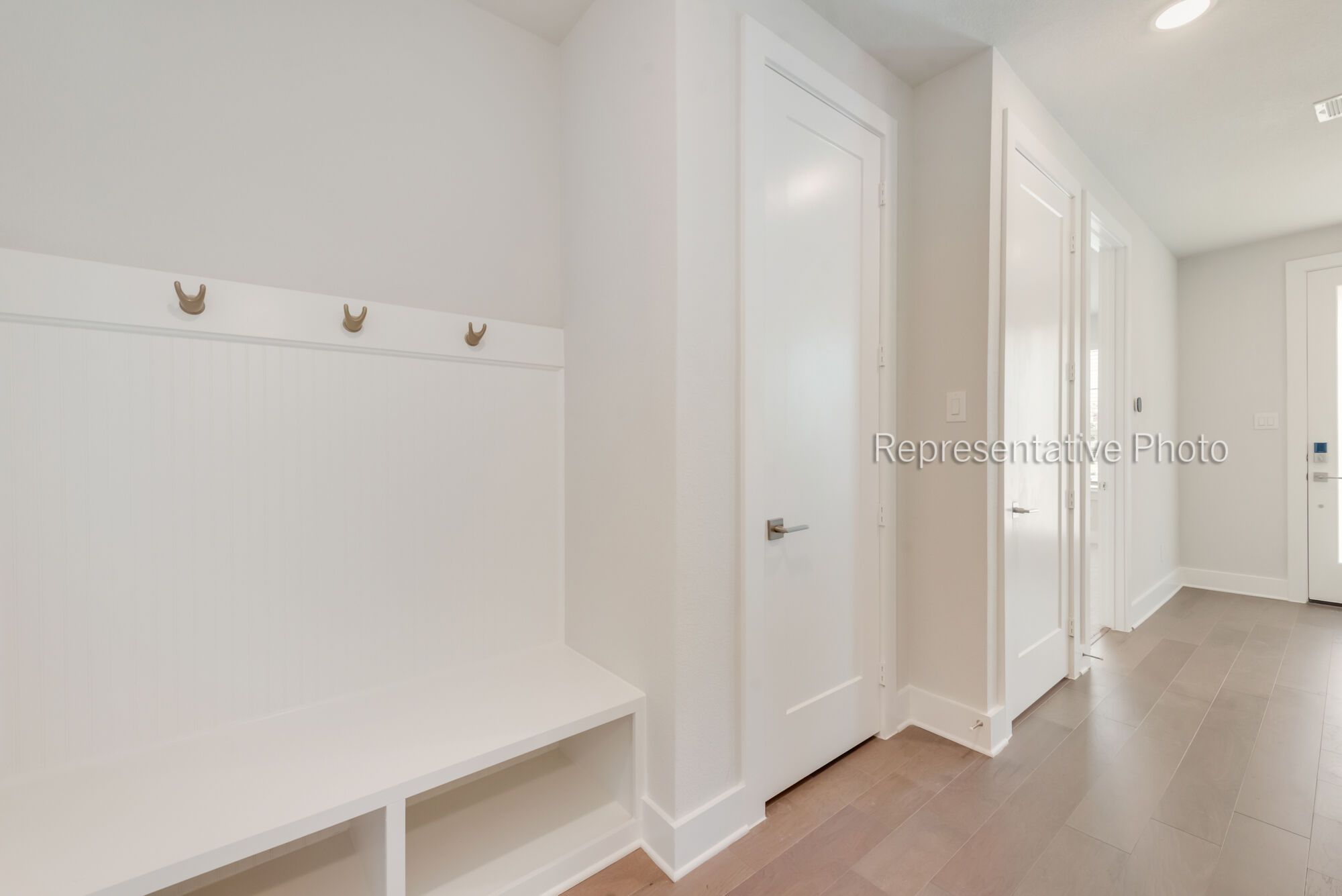 Photo representation of the Aberdeen II floorplan. Colors, finishes and options will vary.