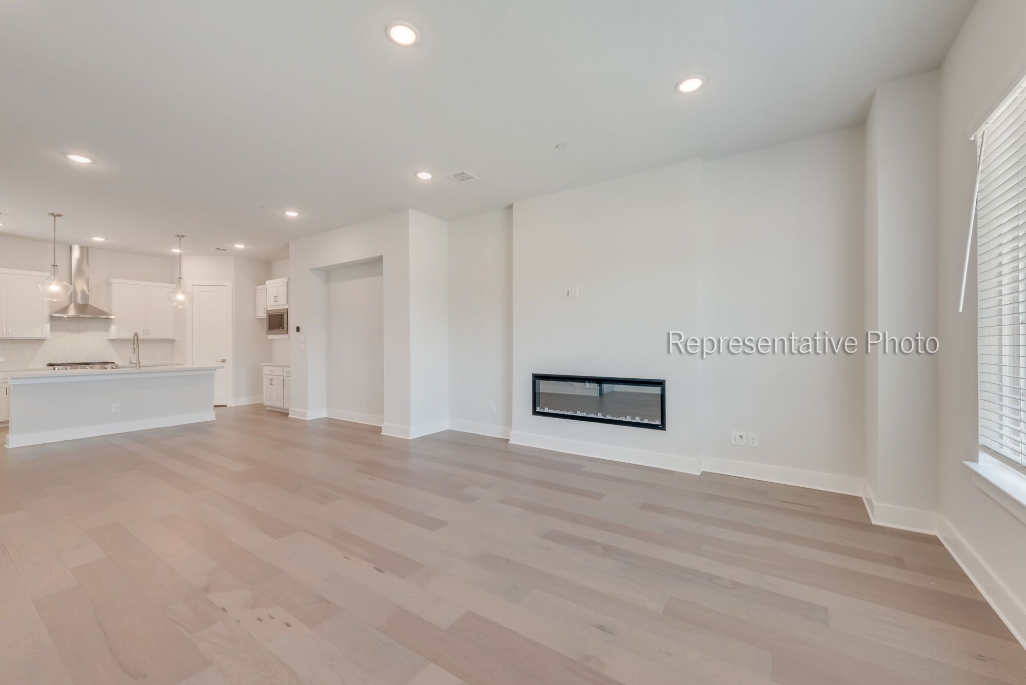 Photo representation of the Aberdeen II floorplan. Colors, finishes and options will vary.