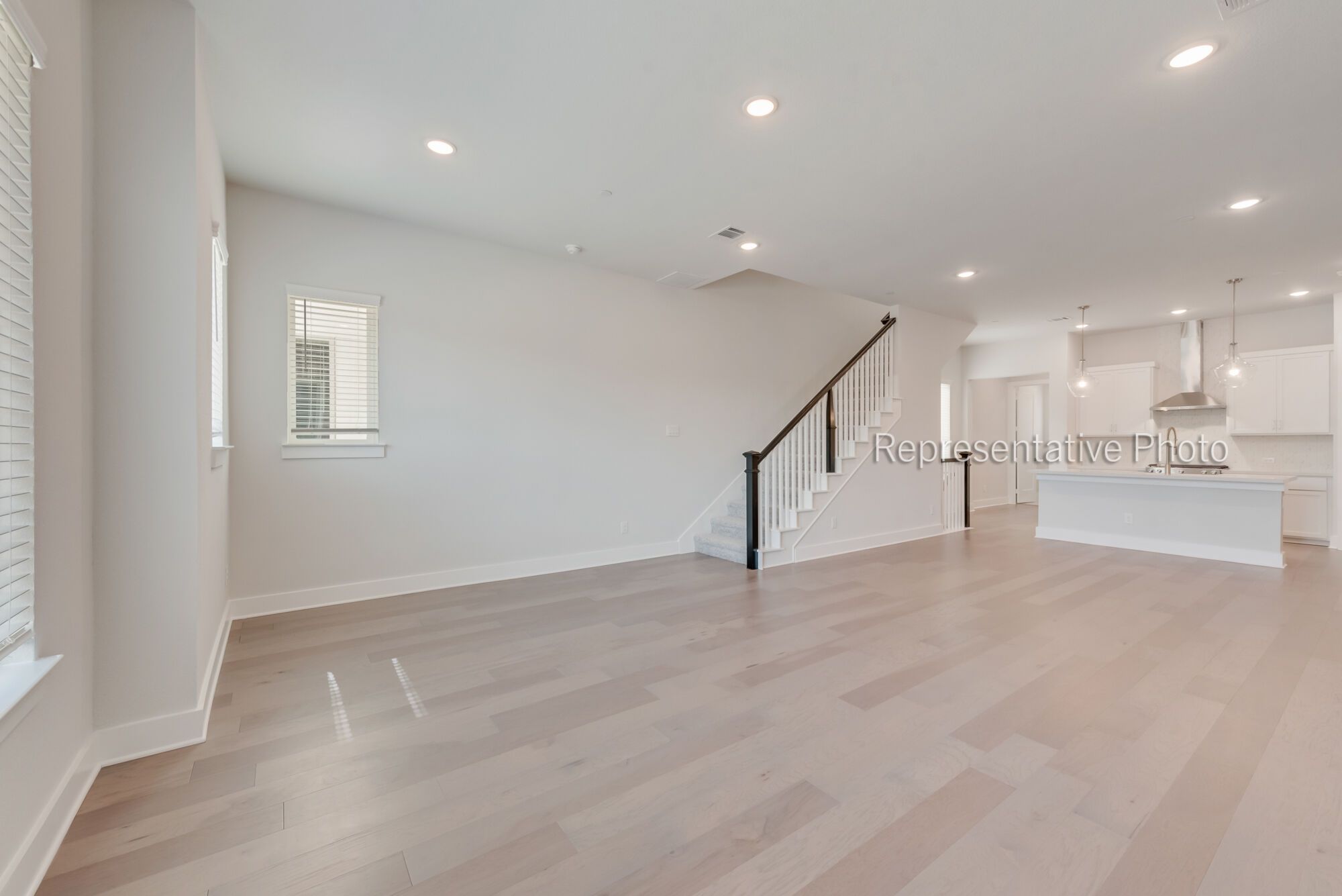 Photo representation of the Aberdeen II floorplan. Colors, finishes and options will vary.