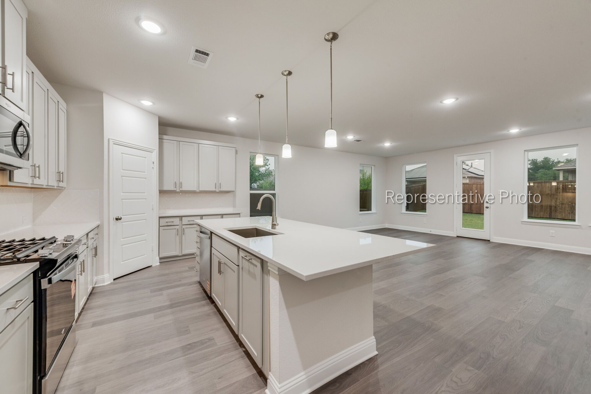 Photo representation of the Isabela floorplan. Colors, finishes and options will vary.