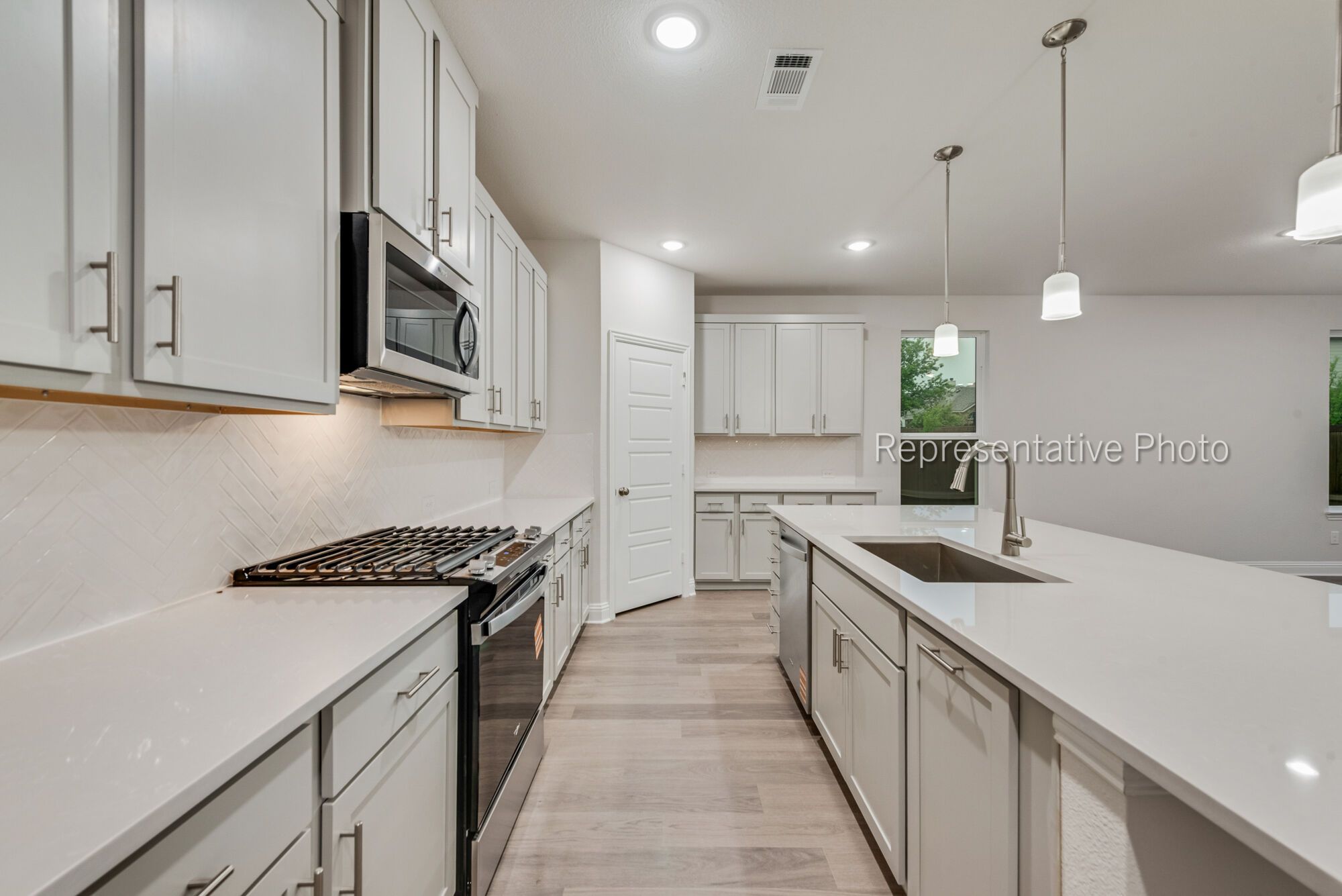 Photo representation of the Isabela floorplan. Colors, finishes and options will vary.