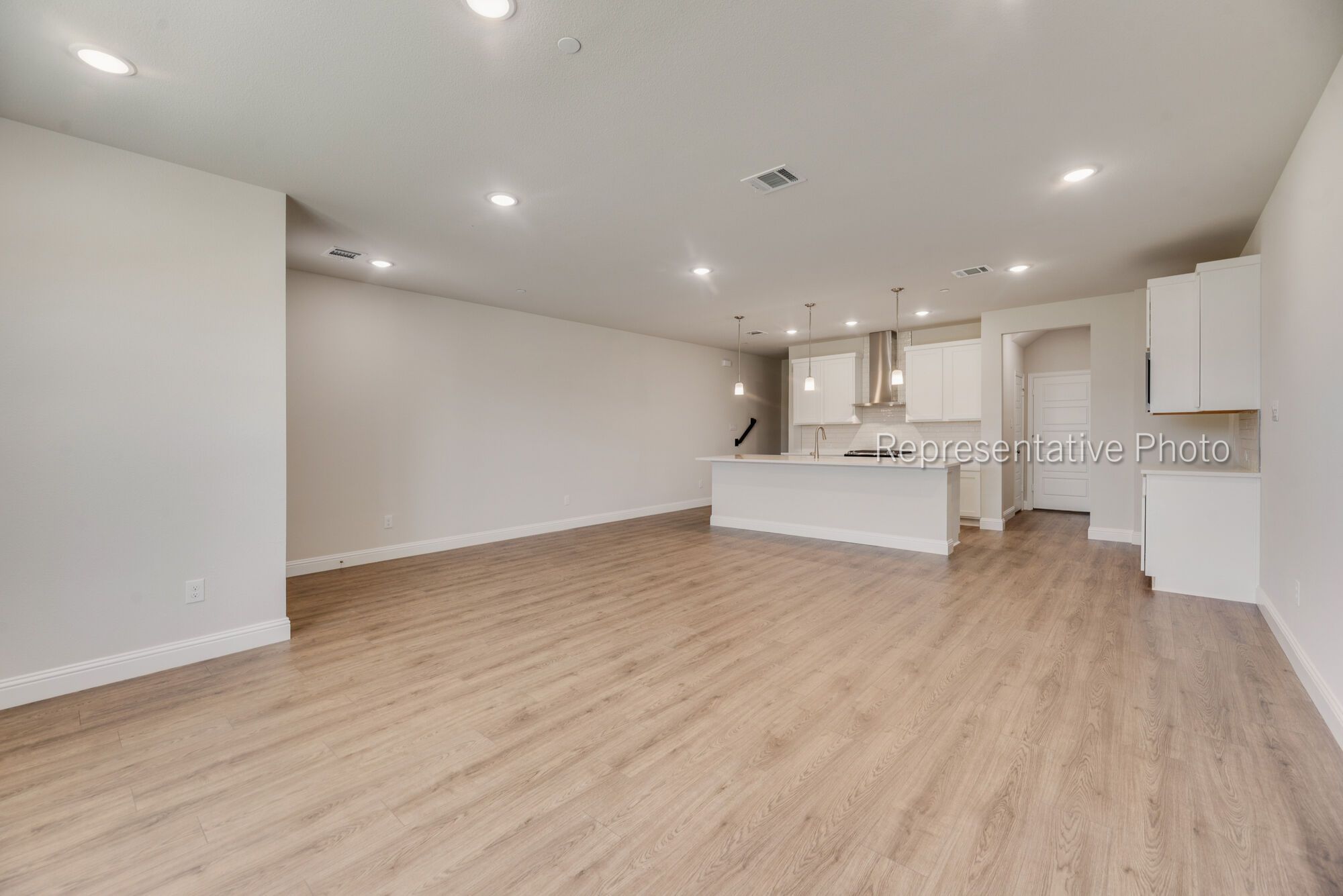 Photo representation of the Holbrook floorplan. Colors, finishes and options will vary.