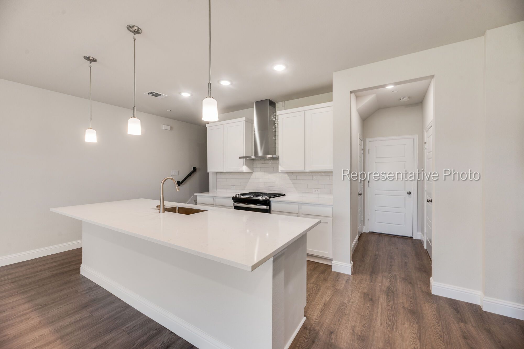Photo representation of the Holbrook floorplan. Colors, finishes and options will vary.