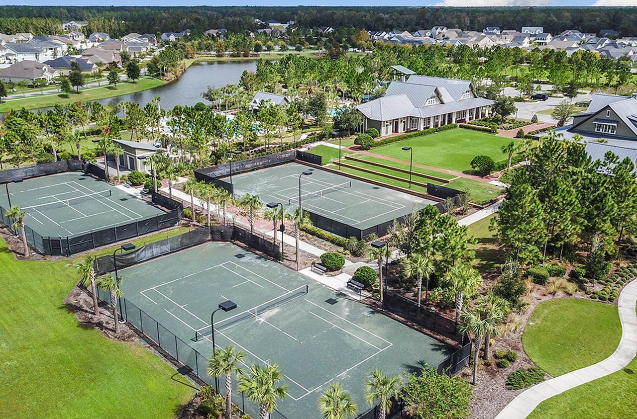 RiverHouse Tennis Courts